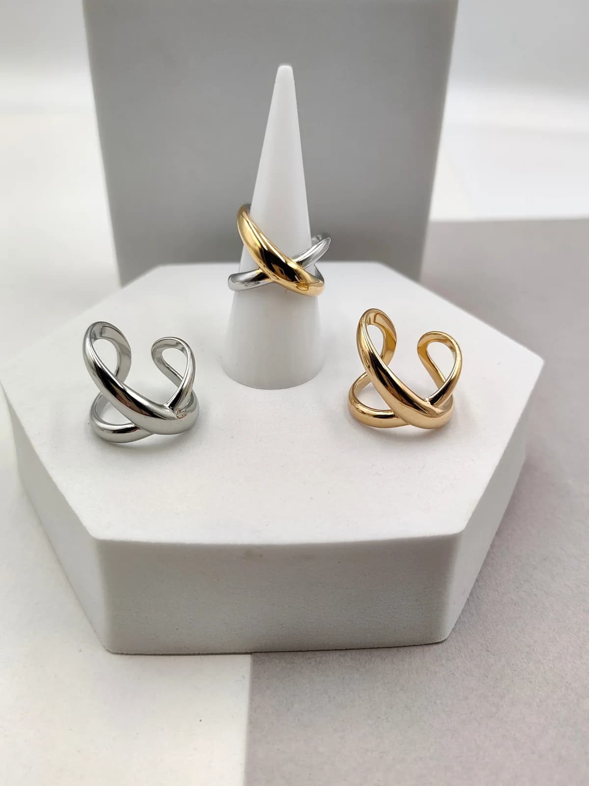 Stainless Steel Crossover Ring by Magis Handmade Jewels