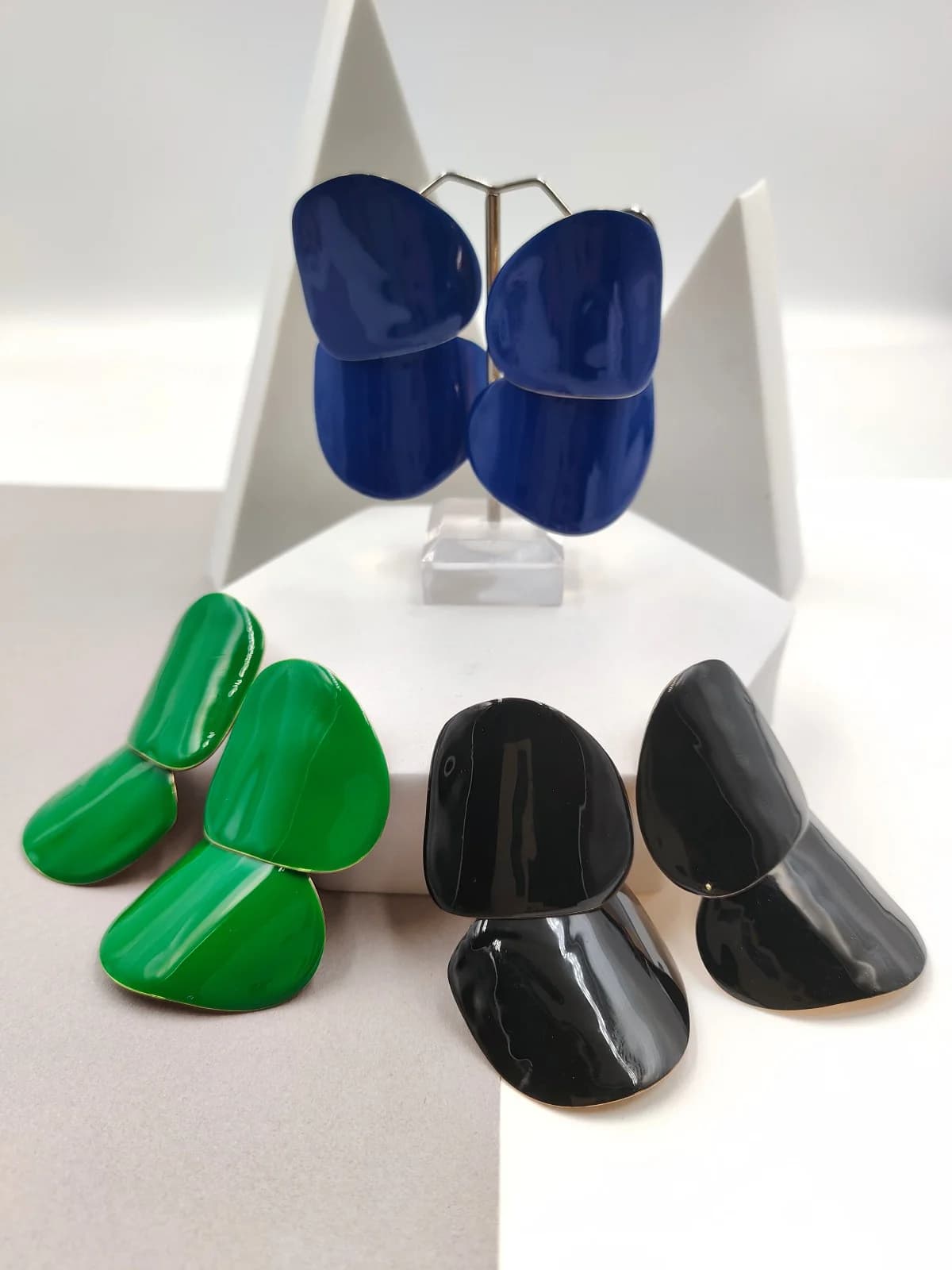 Oval Circle Earrings with Enamel by Magis Handmade Jewels