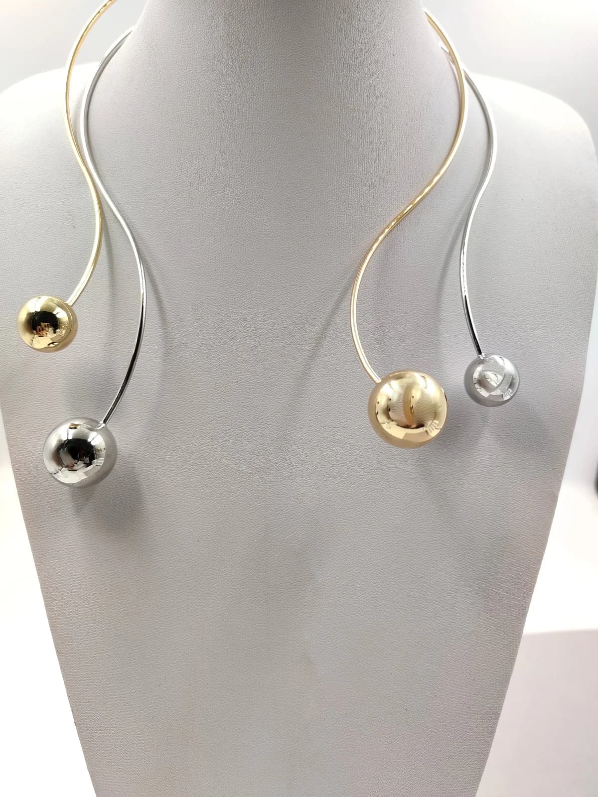 Stainless Steel Necklace with Beads by Magis Handmade Jewels