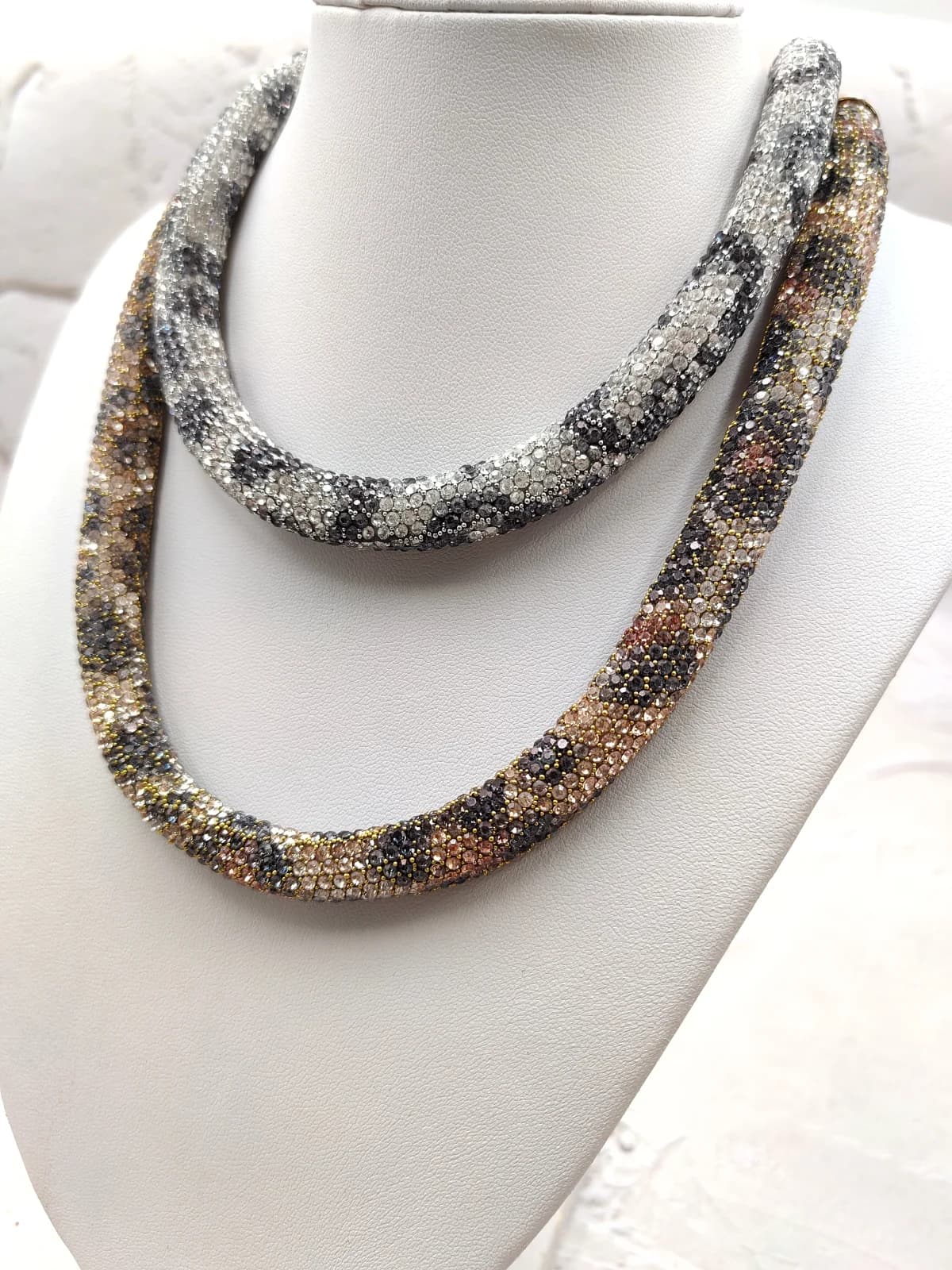Necklace with Crystals and Animal Print by Magis Handmade Jewels