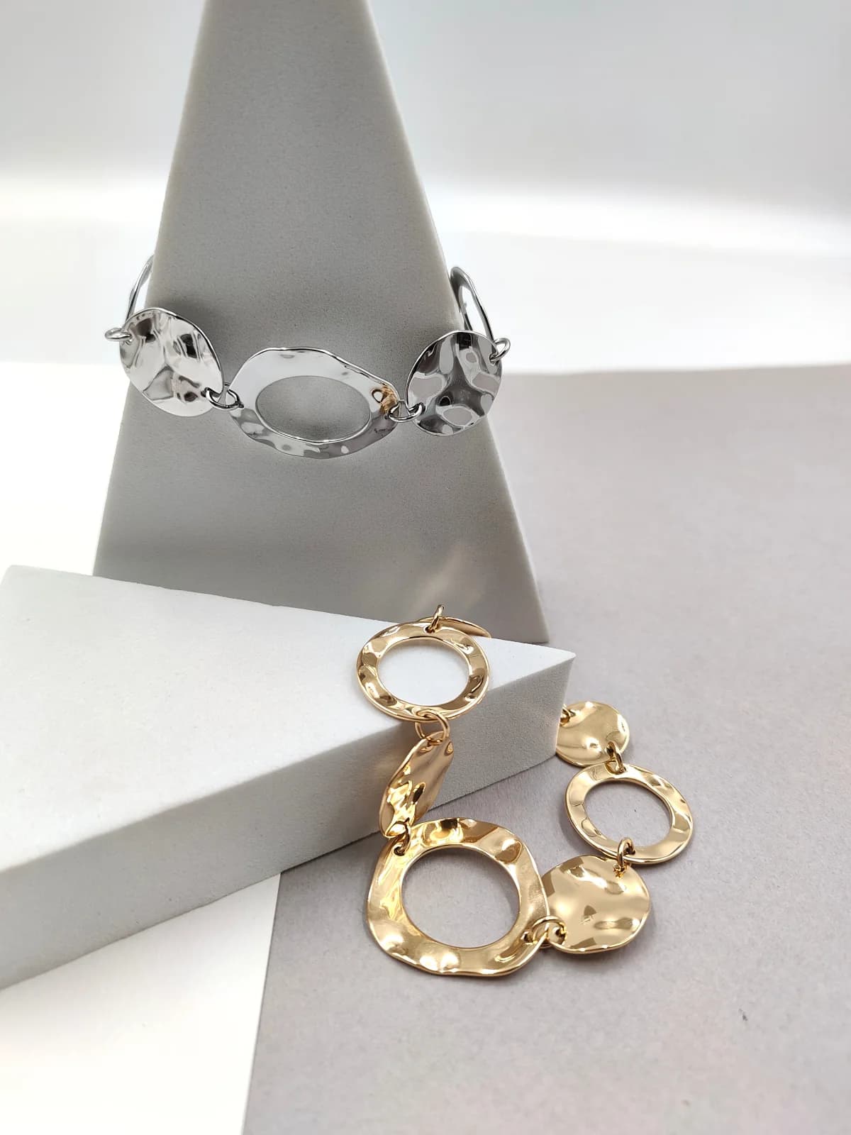 Stainless Steel Bracelet with Hammered Circles by Magis Handmade Jewels