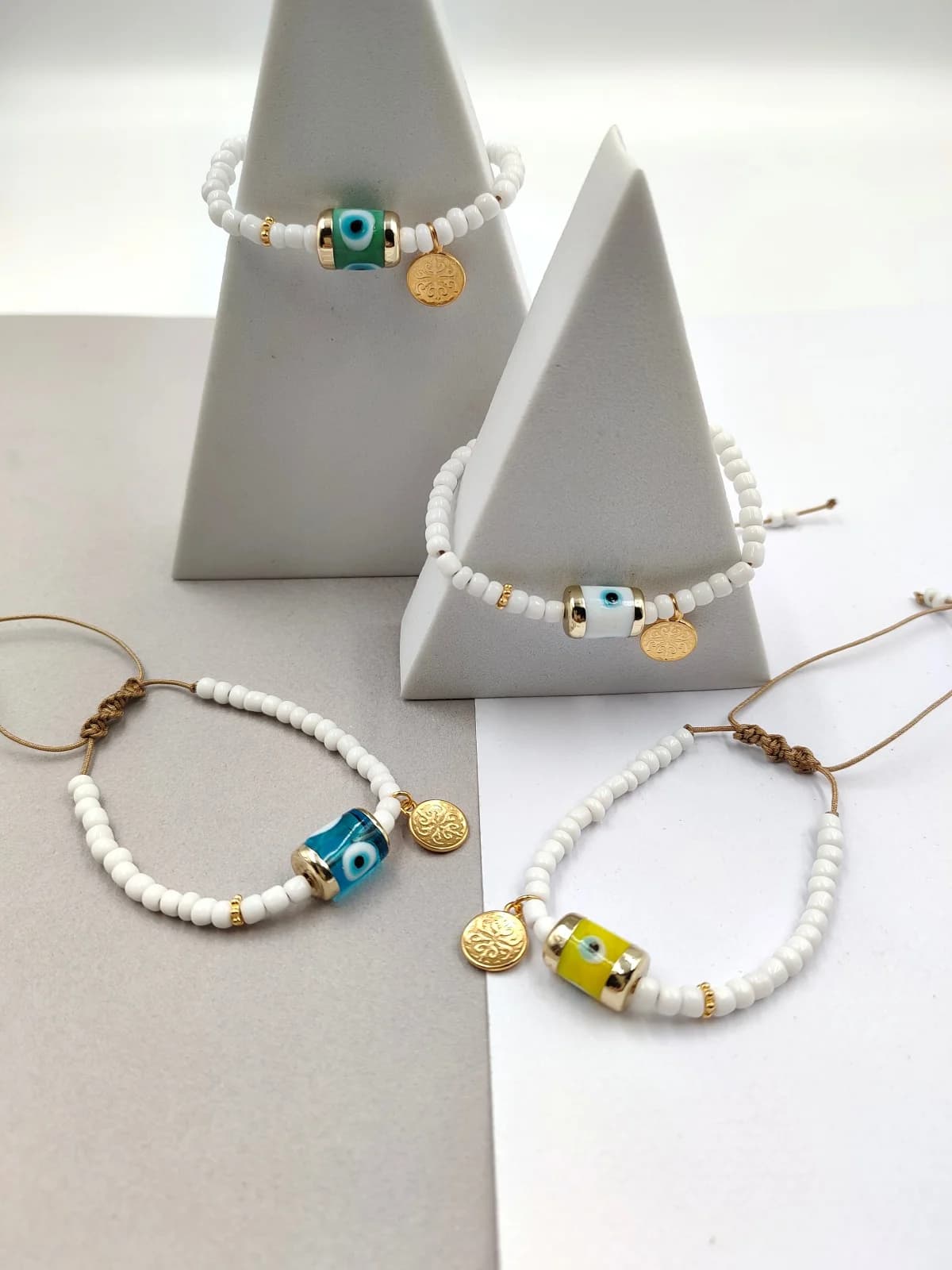 Bracelet with Beads, Glass Evil Eye and Gold-Plated Details by Magis Handmade Jewels