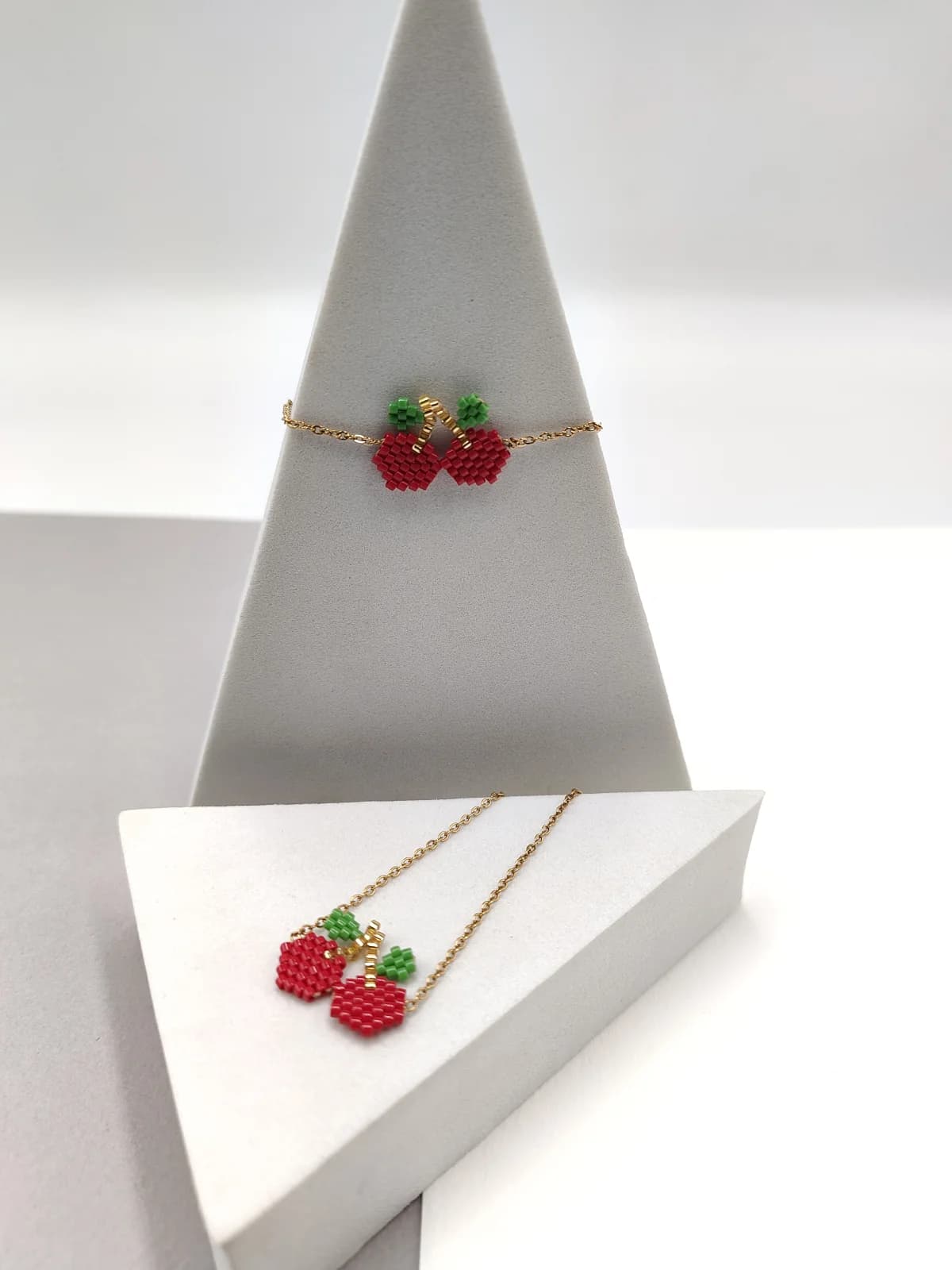 Stainless Steel Bracelet with Miyuki Beads and Cherry Design by Magis Handmade Jewels