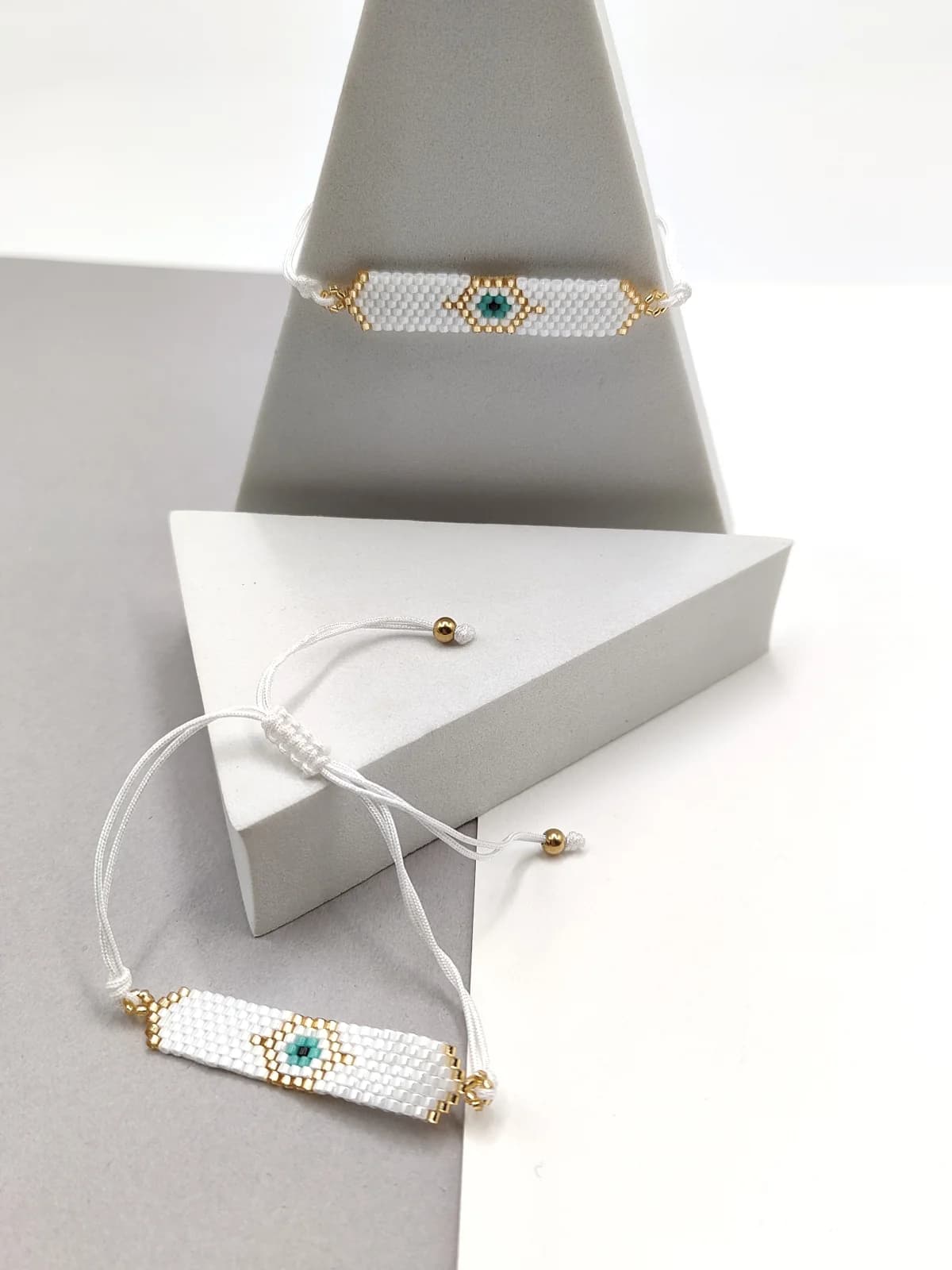 Bracelet with Miyuki Beads and Evil Eye by Magis Handmade Jewels