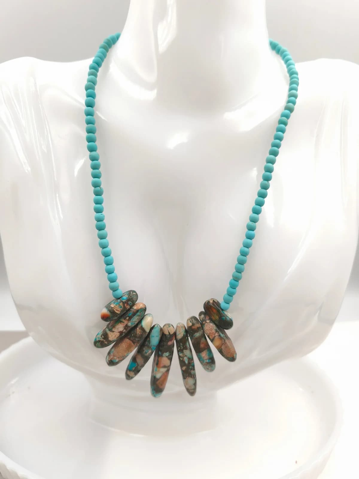 Necklace with Howlite Beads and Semi-Precious Bars by Magis Handmade Jewels