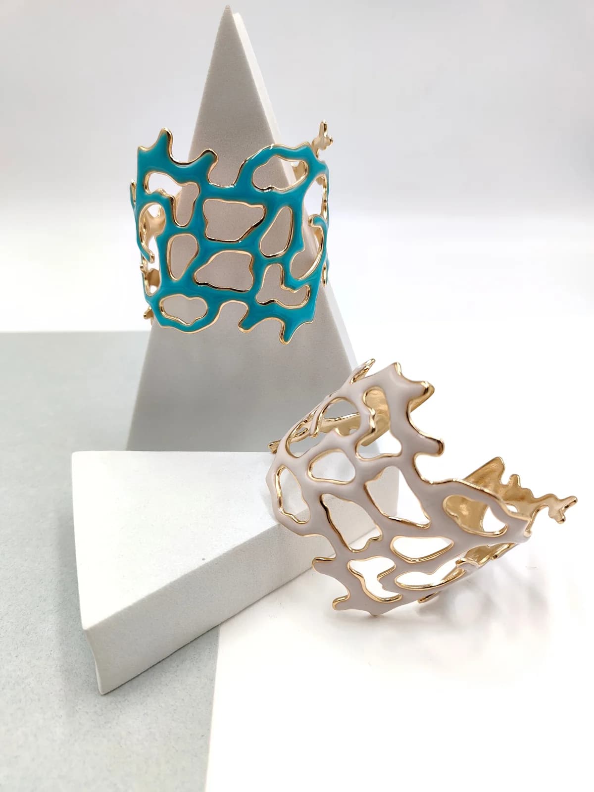 Stainless Steel Bracelet with Enamel and Coral Design by Magis Handmade Jewels
