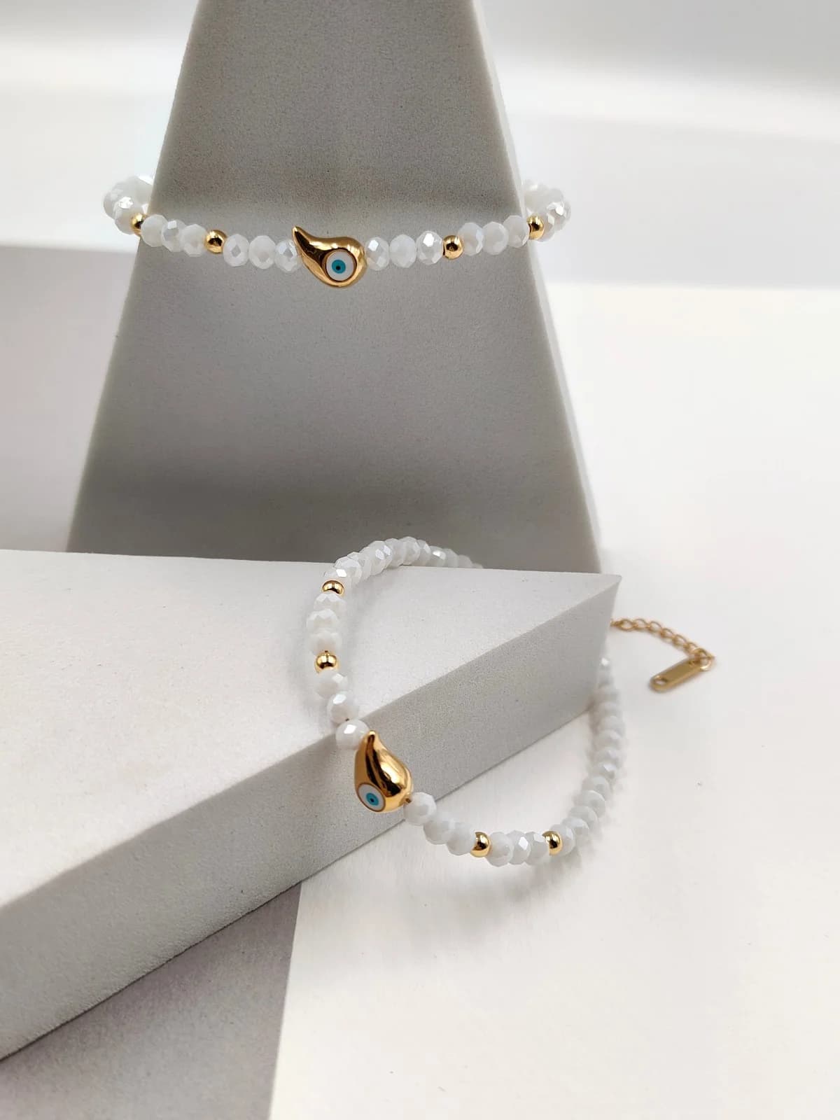 Bracelet with Faceted Crystals and Gold-Plated Drop by Magis Handmade Jewels