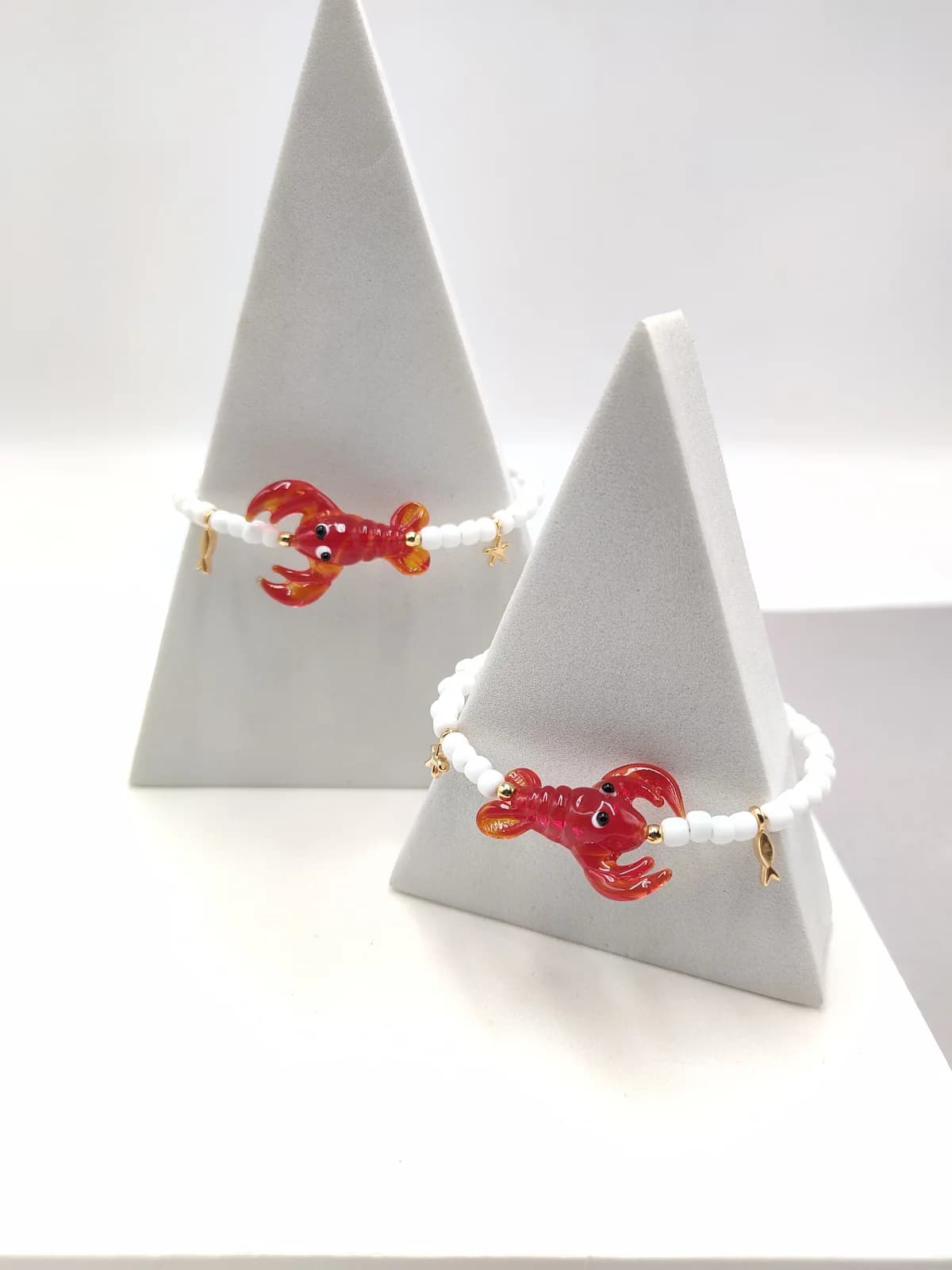 Bracelet with Glass Beads and Lobster by Magis Handmade Jewels