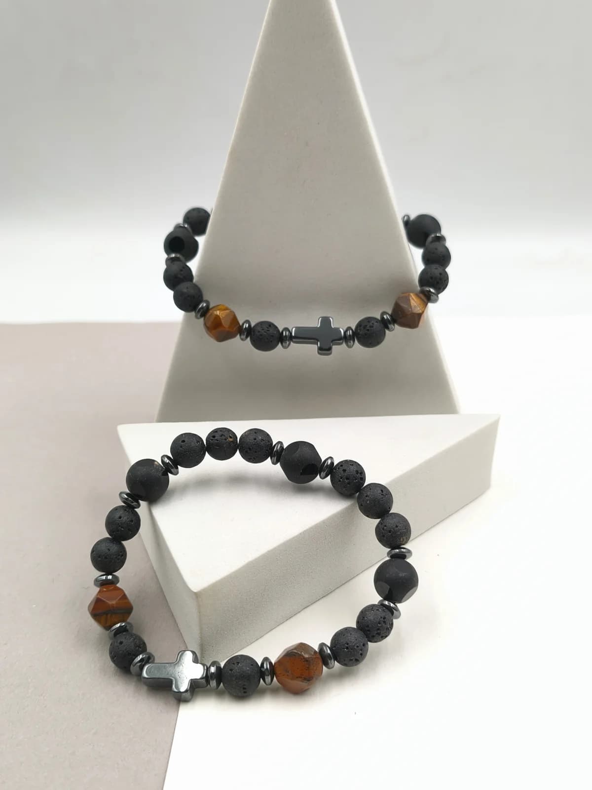 Bracelet with Beads and Cross by Magis Handmade Jewels