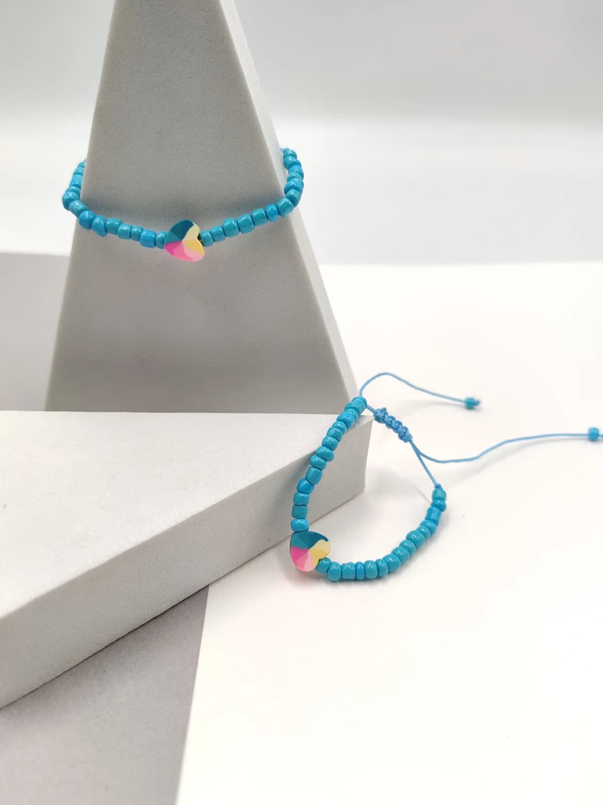 Bracelet with Glass Beads and Polymer Clay Heart by Magis Handmade Jewels