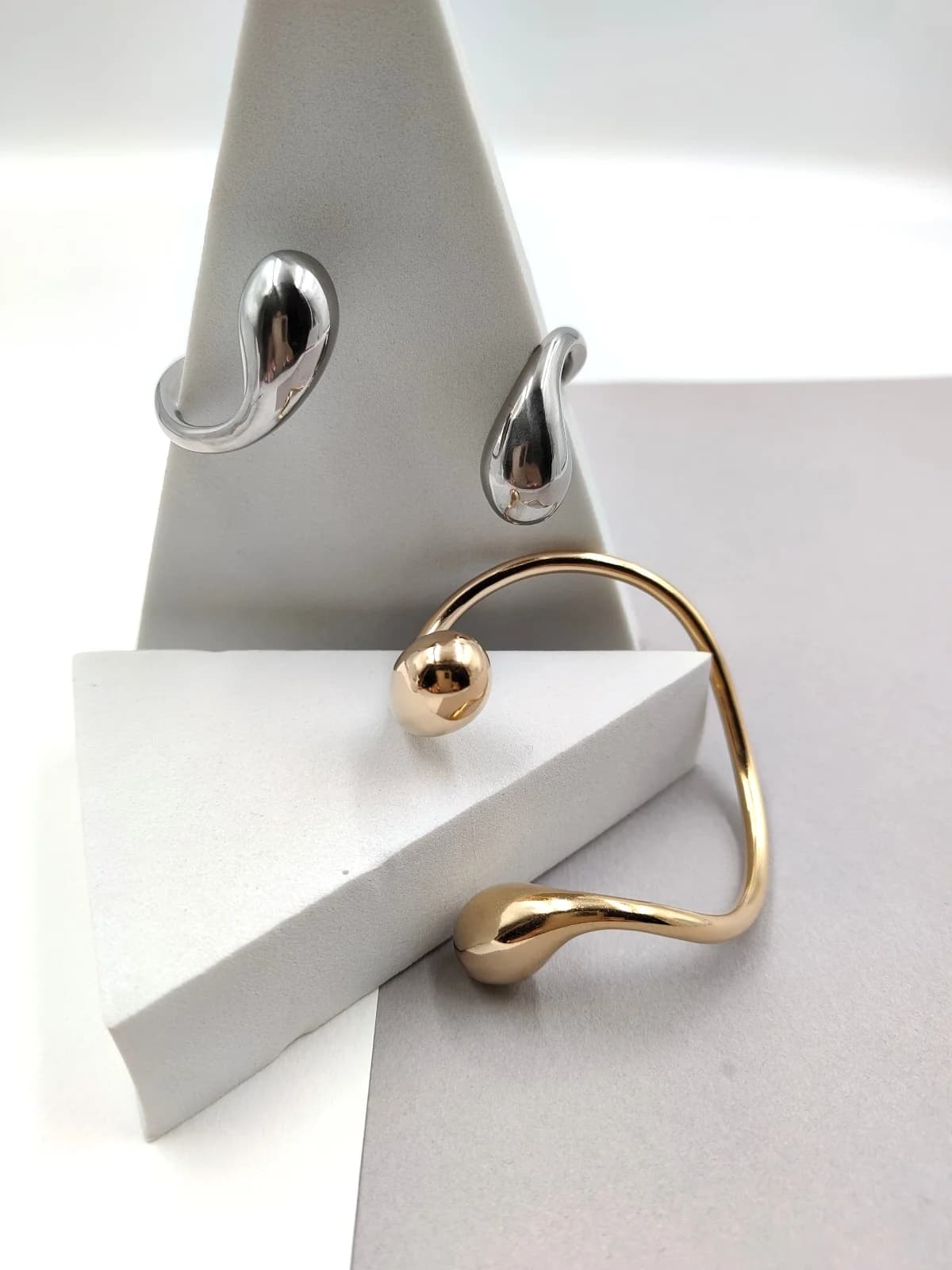 Stainless Steel Bracelet with Drops by Magis Handmade Jewels