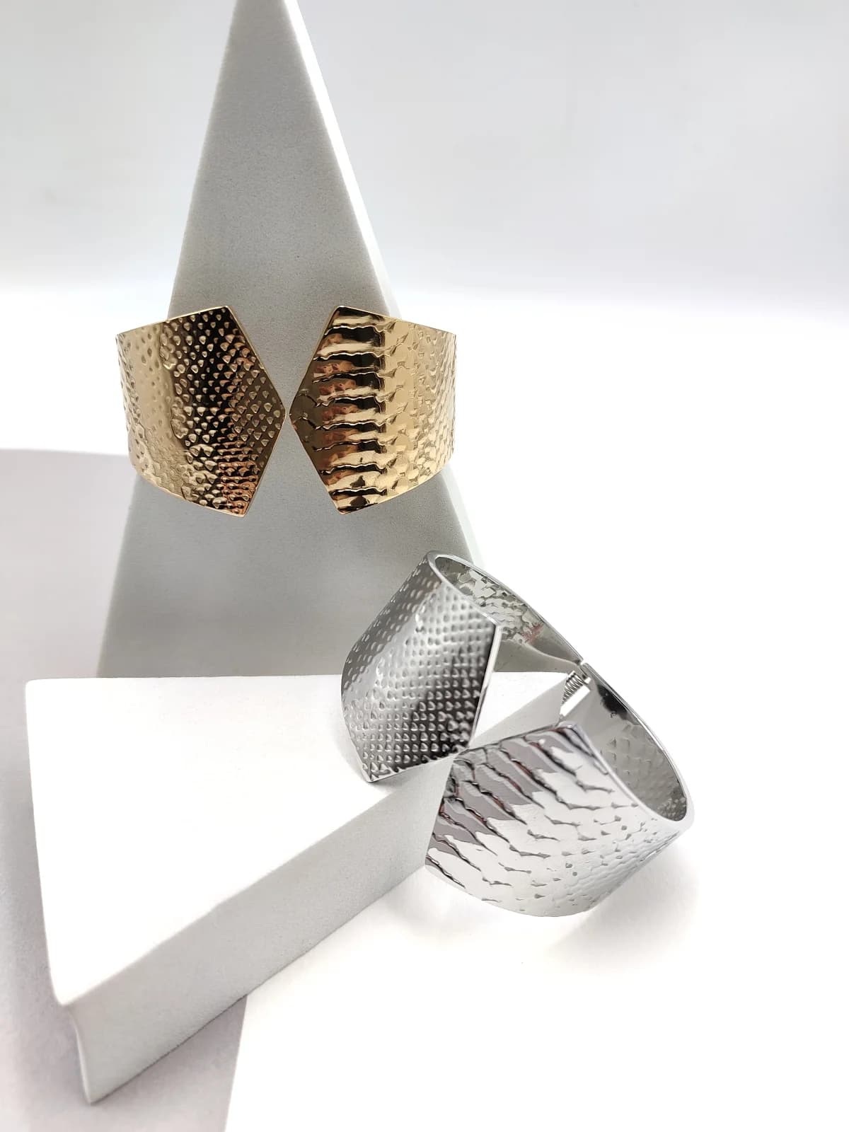 Stainless Steel Bracelet with Embossed Animal Print by Magis Handmade Jewels