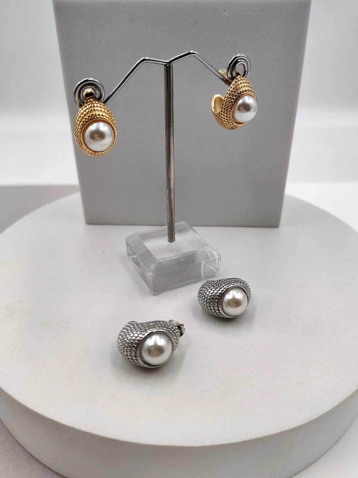 Stainless Steel Earrings with Pearl by Magis Handmade Jewels