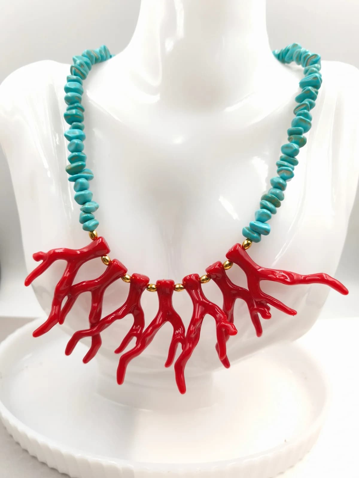 Necklace with Howlite Beads and Coral Design by Magis Handmade Jewels