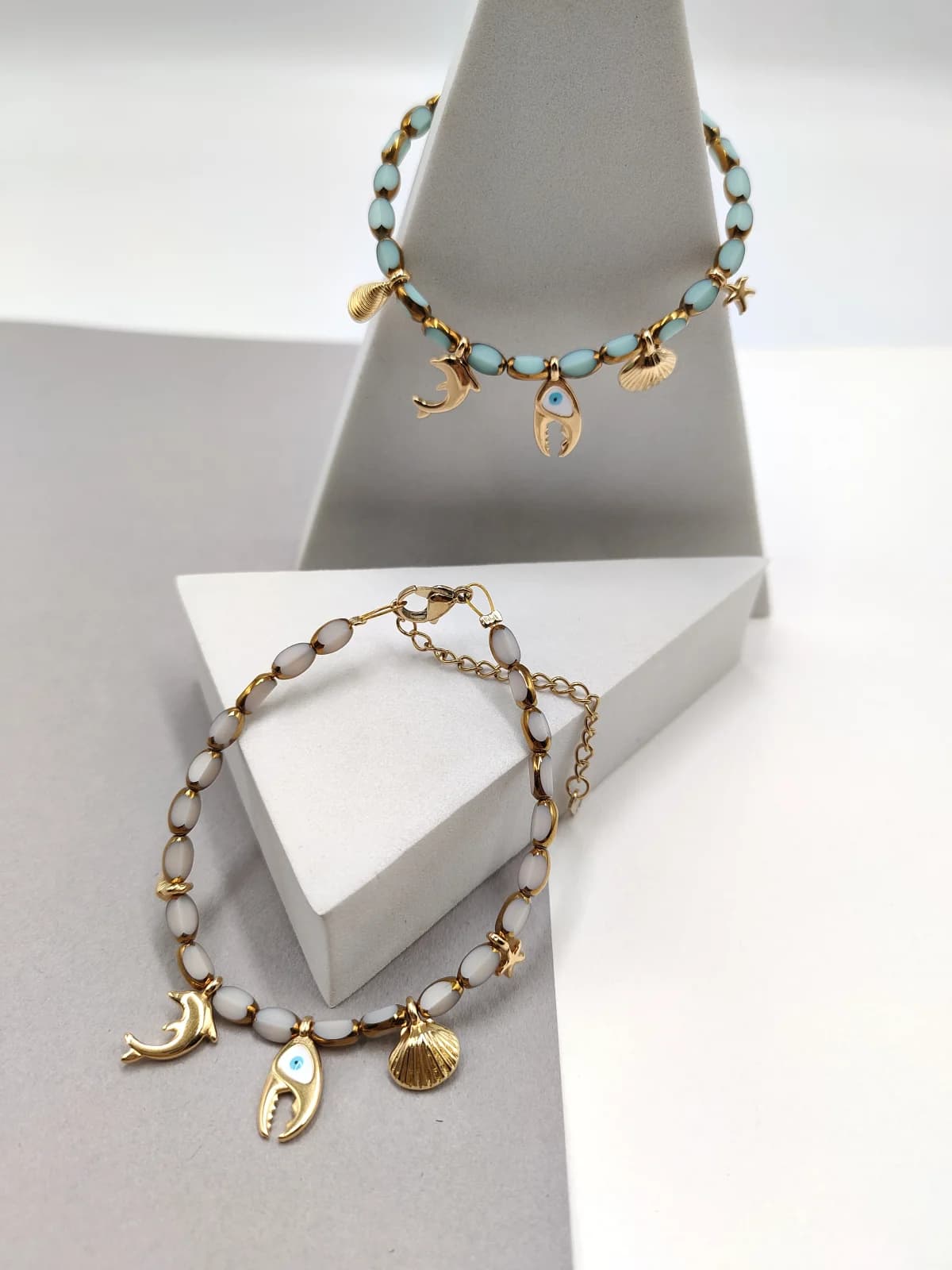 Bracelet with Glass Beads and Gold-Plated Enamel Details by Magis Handmade Jewels