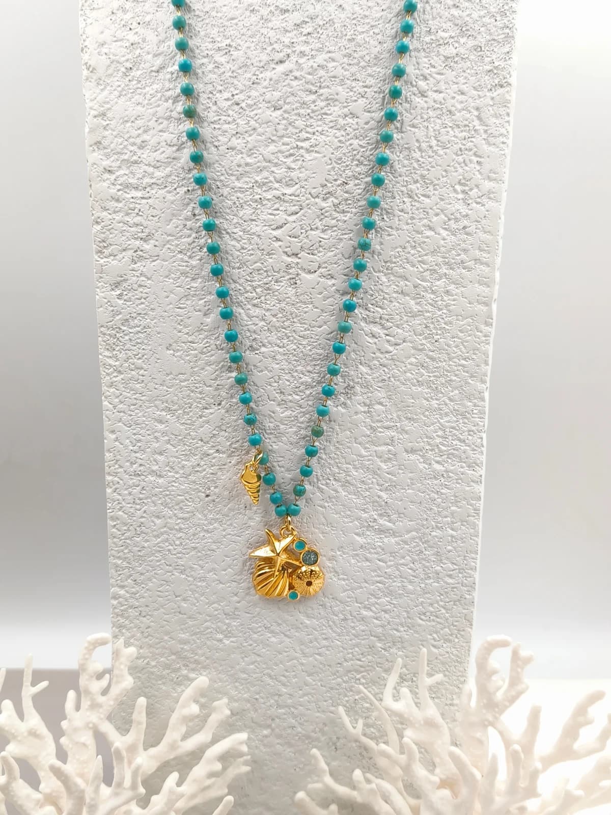 Stainless Steel Necklace with Howlite and Gold-Plated Details by Magis Handmade Jewels