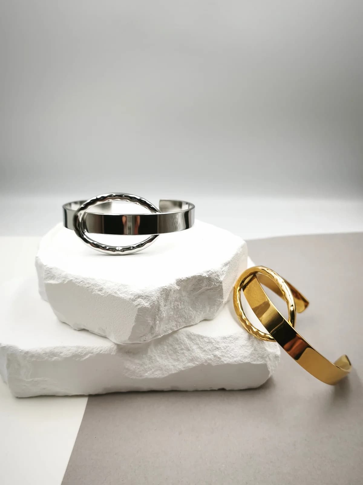 Stainless Steel Bracelet with Oval Hammered Design by Magis Handmade Jewels