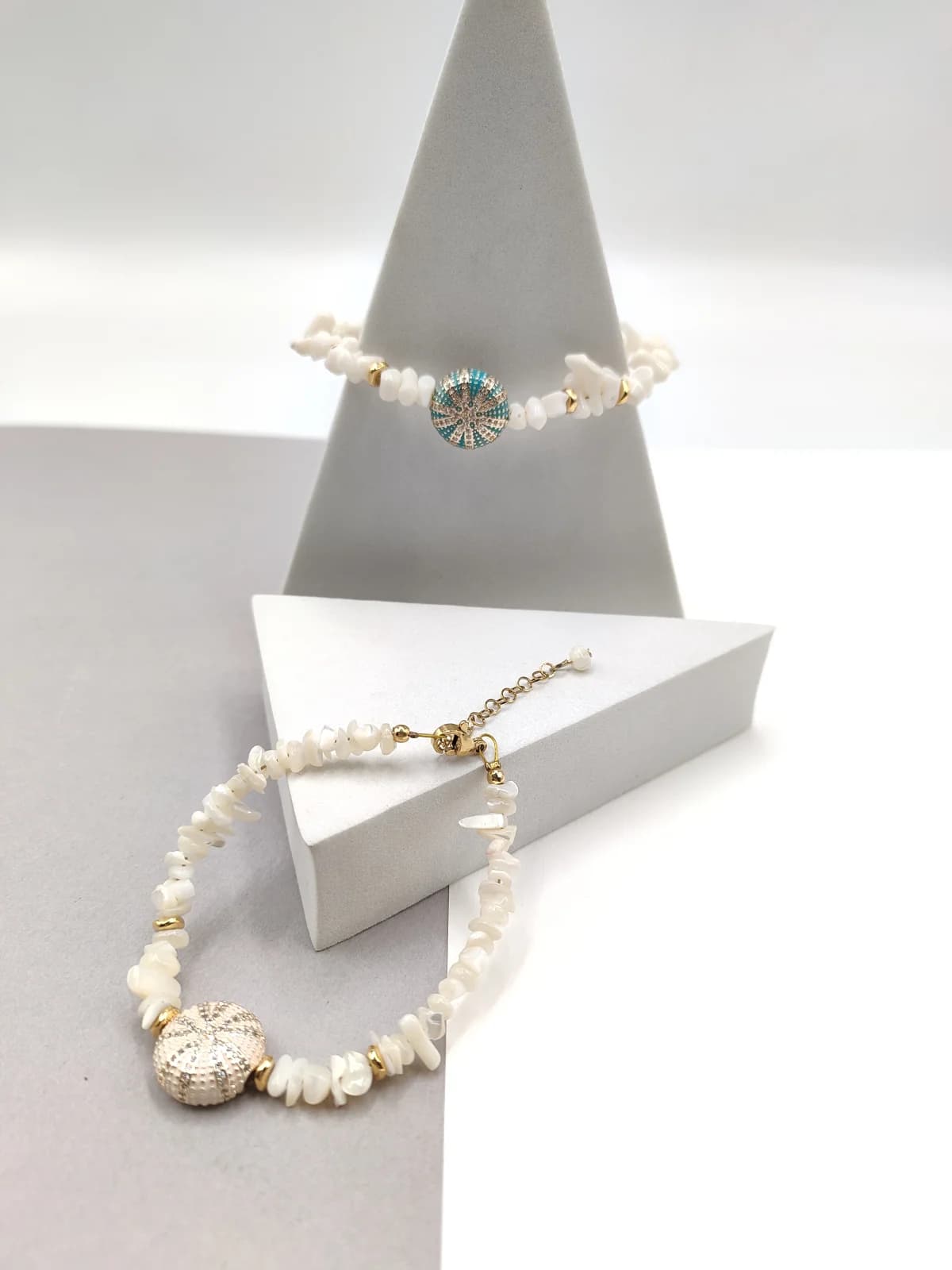 Bracelet with Mother-of-Pearl and Gold-Plated Sea Urchin by Magis Handmade Jewels
