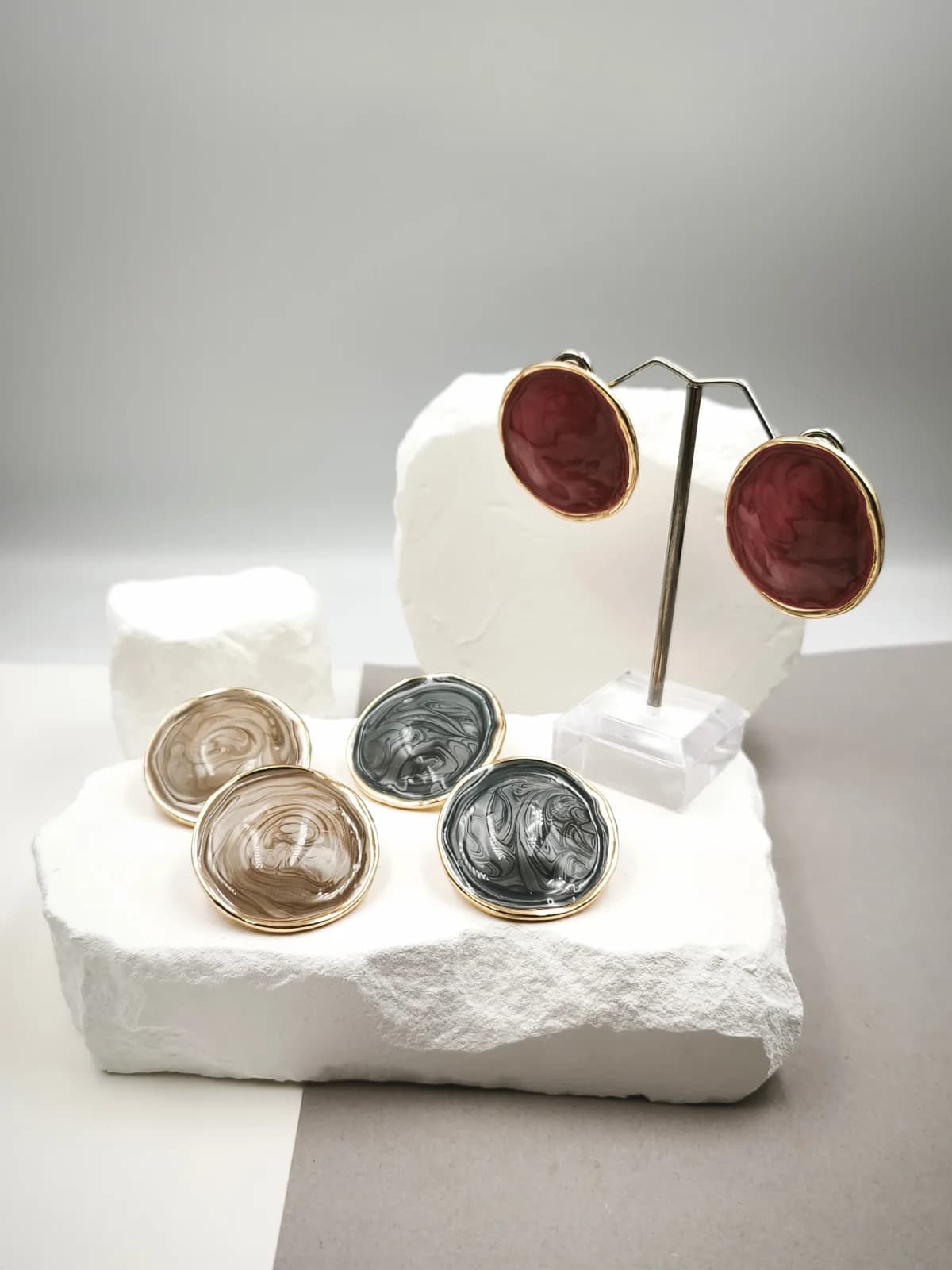Gold-Plated Round Earrings with Enamel by Magis Handmade Jewels