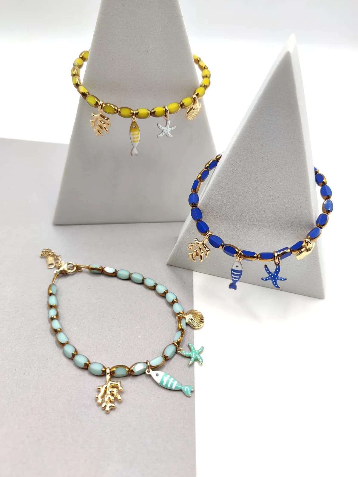 Bracelet with Glass Beads and Gold-Plated Enamel Details by Magis Handmade Jewels