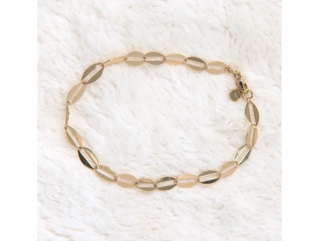 Oval Clip Elongated Bracelet β Bracelets from AntEva Crafts