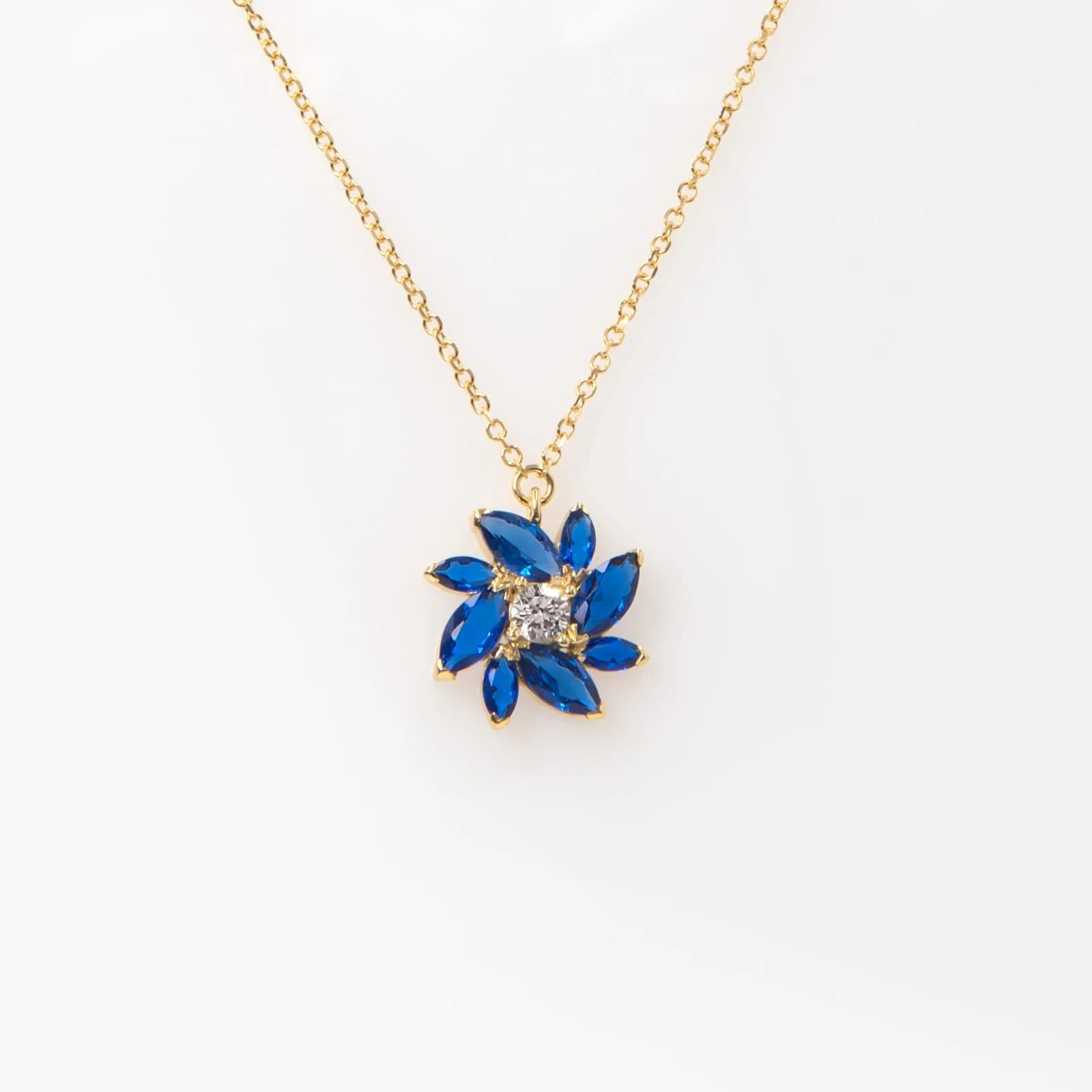 Flower Gemstone Necklace β Necklaces from AntEva Crafts