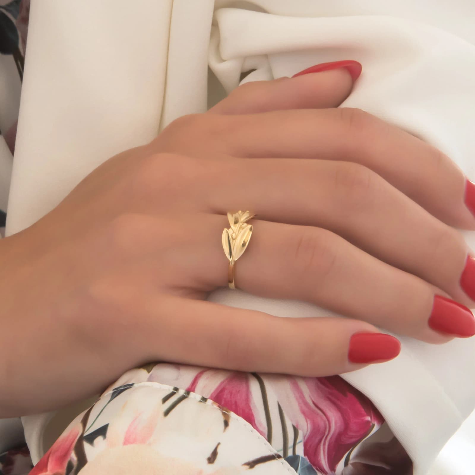 Gold Olive Branch Ring — Rings from AntEva Crafts