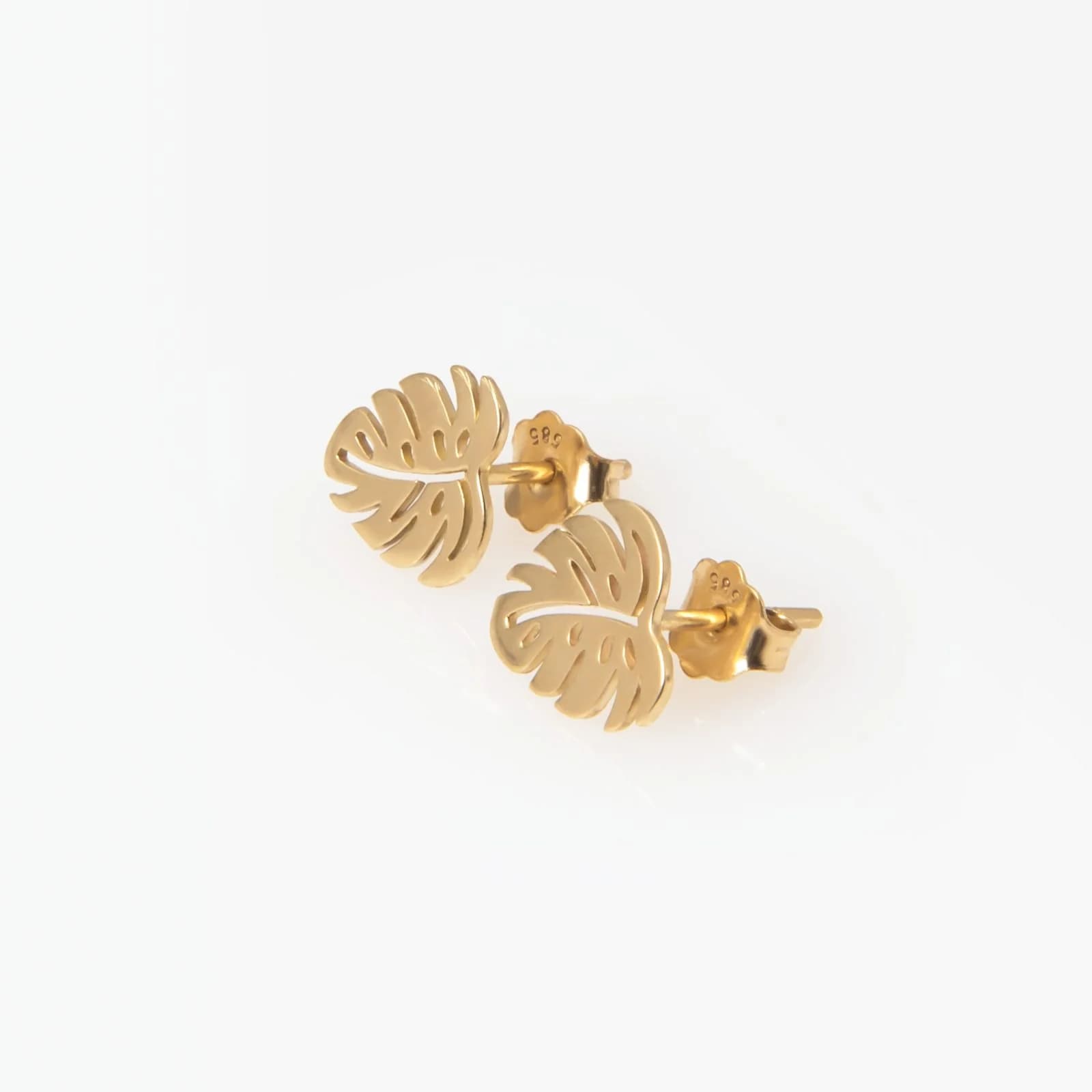 Monstera Leaf Stud Earrings β Earrings from AntEva Crafts