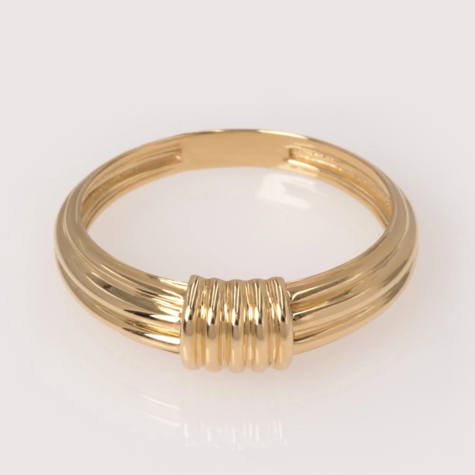 Ribbed Knot Ring — Rings from AntEva Crafts
