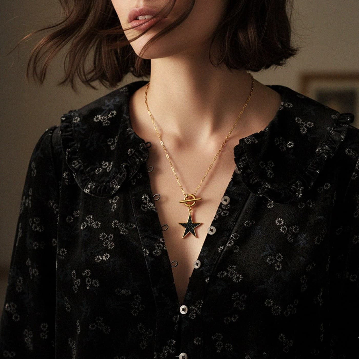 Toggle Clasp: Gold-plated Necklace - Enamelled Star — Necklaces from Toolittle