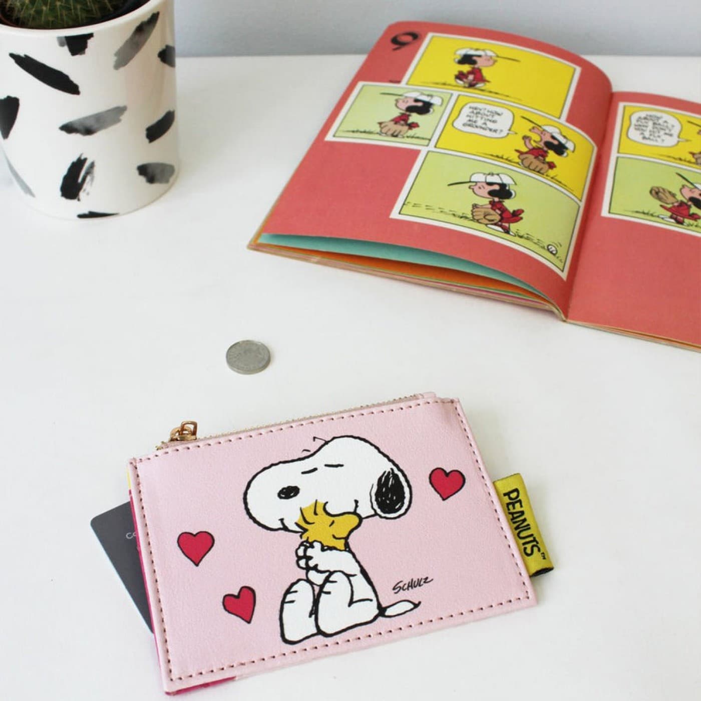 Peanuts 'Love' Zip Purse — Bags & purses from Toolittle