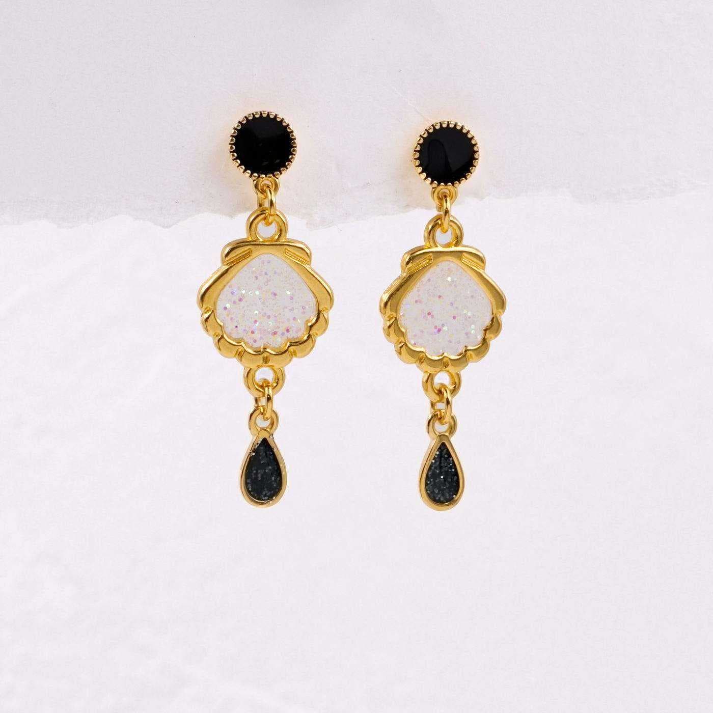Mid-sized earrings with enamel — Earrings from Toolittle