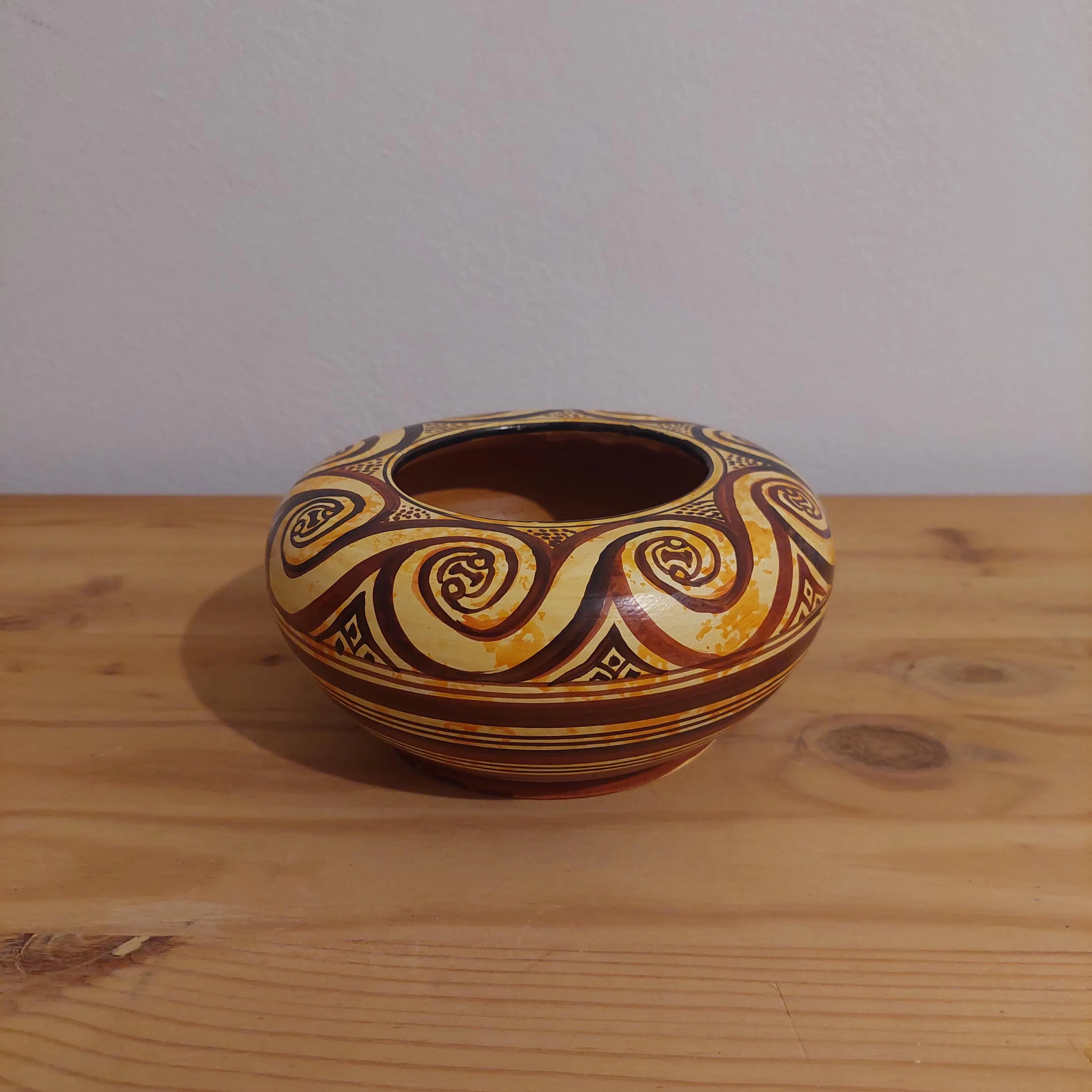 Handmade Minoan Wave Ceramic Bowl: Mediterranean Decor — additional product image 2 from DadArt