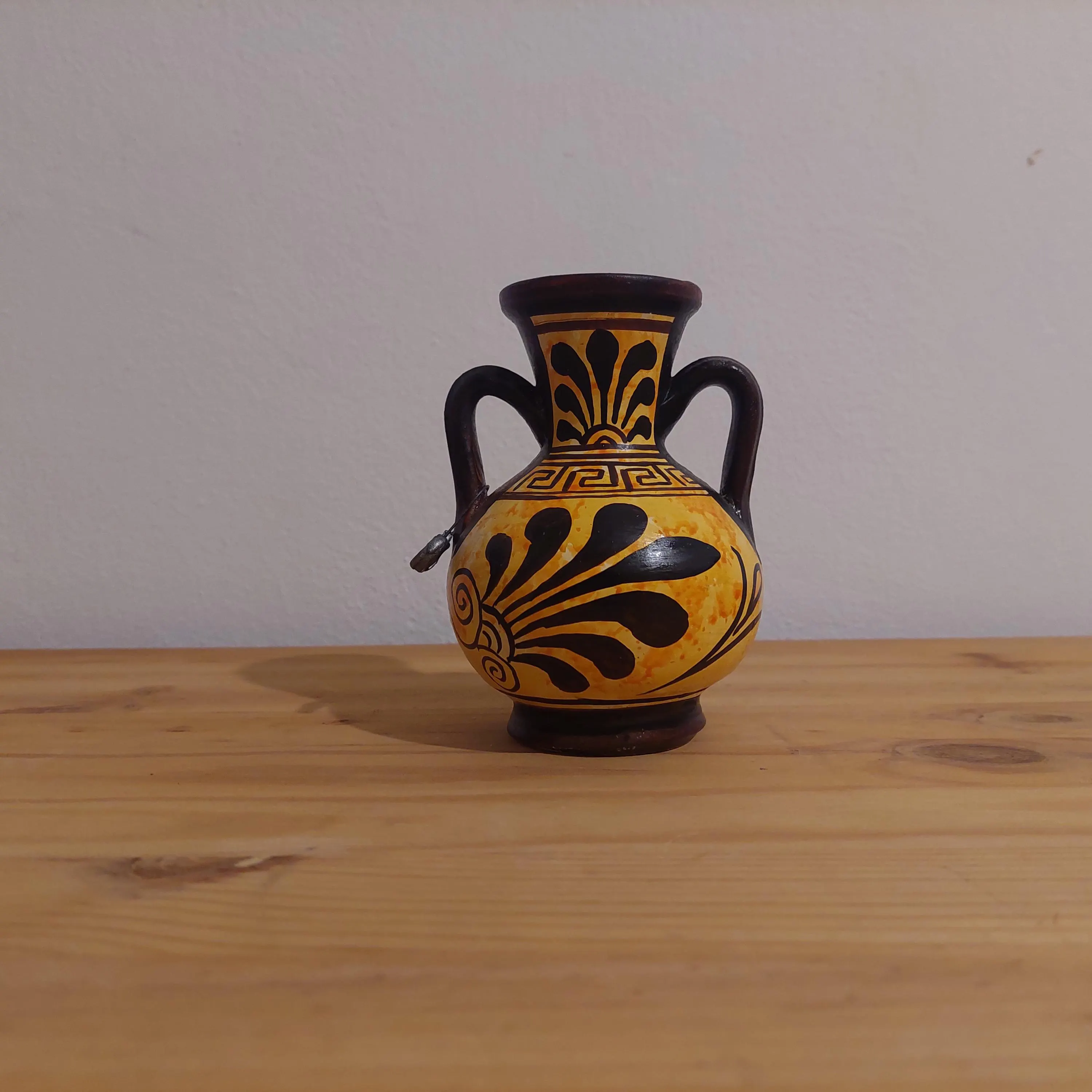 Heracles Portrait Vase Handmade Greek Ceramic Pot Red Figure Lion Skin Mythology — additional product image 5 from DadArt