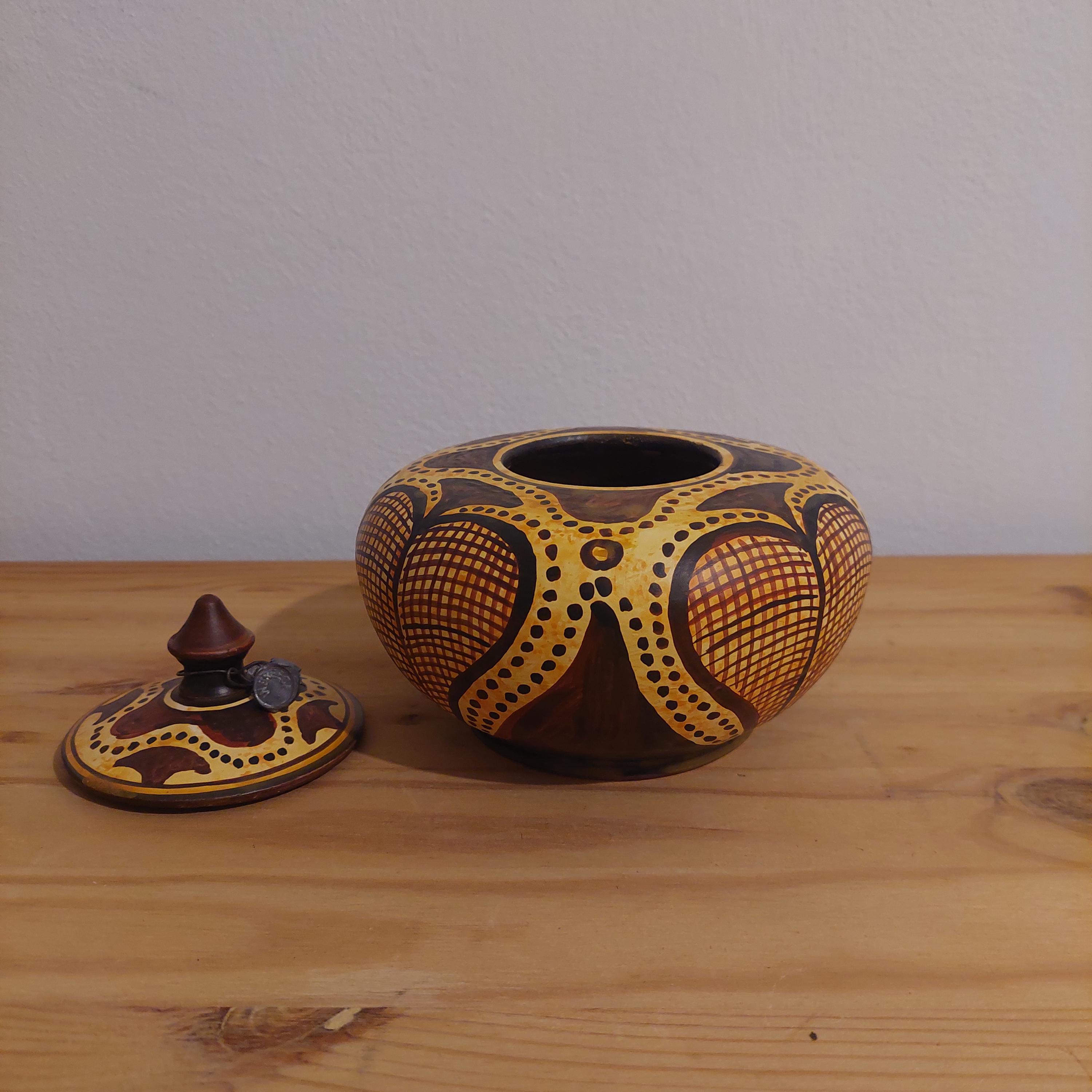 Handmade Minoan Ceramic Pot: Mediterranean Coastal Decor — additional product image 4 from DadArt