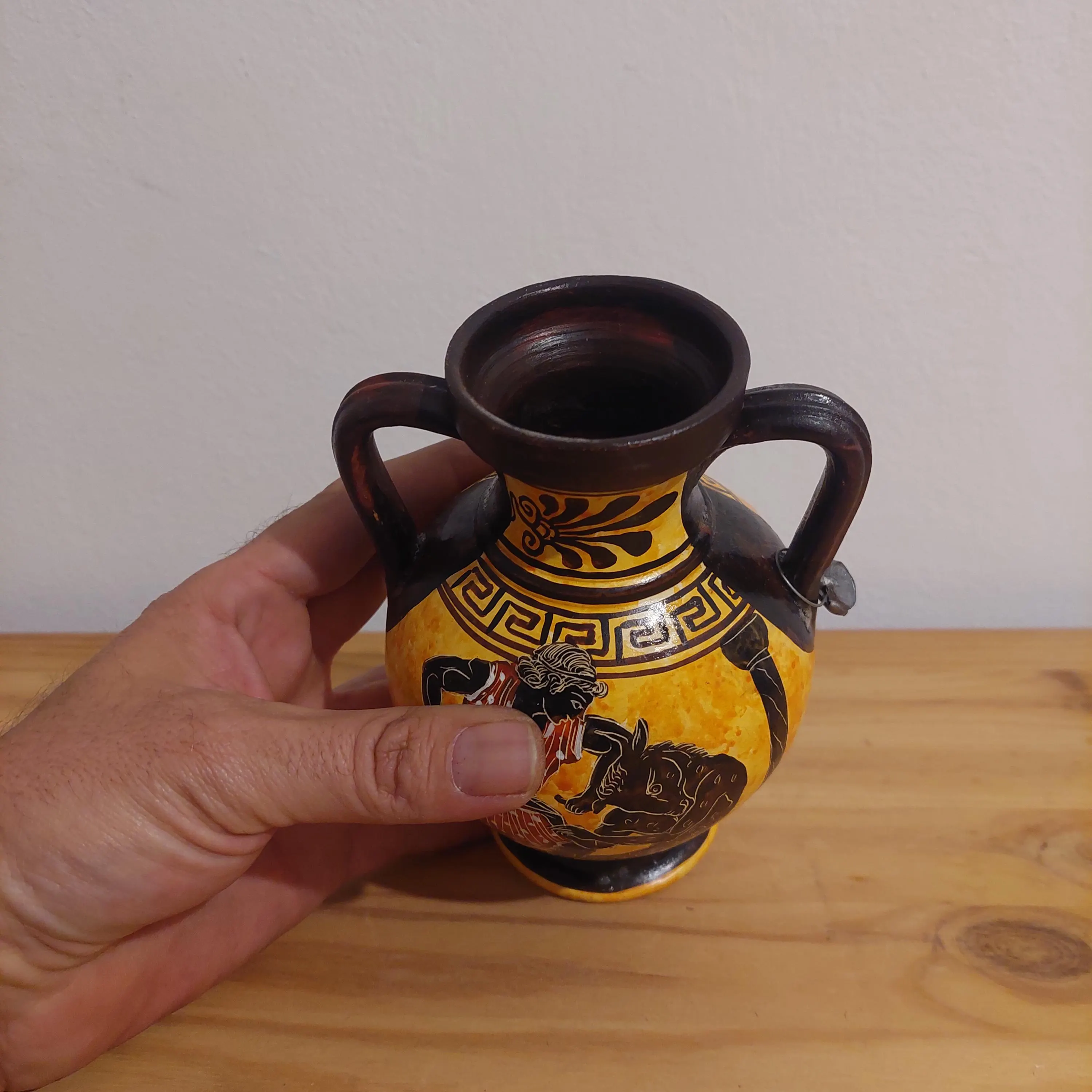 Hand-Painted Theseus and Minotaur Ceramic Amphora: Greek Myth Art — additional product image 6 from DadArt