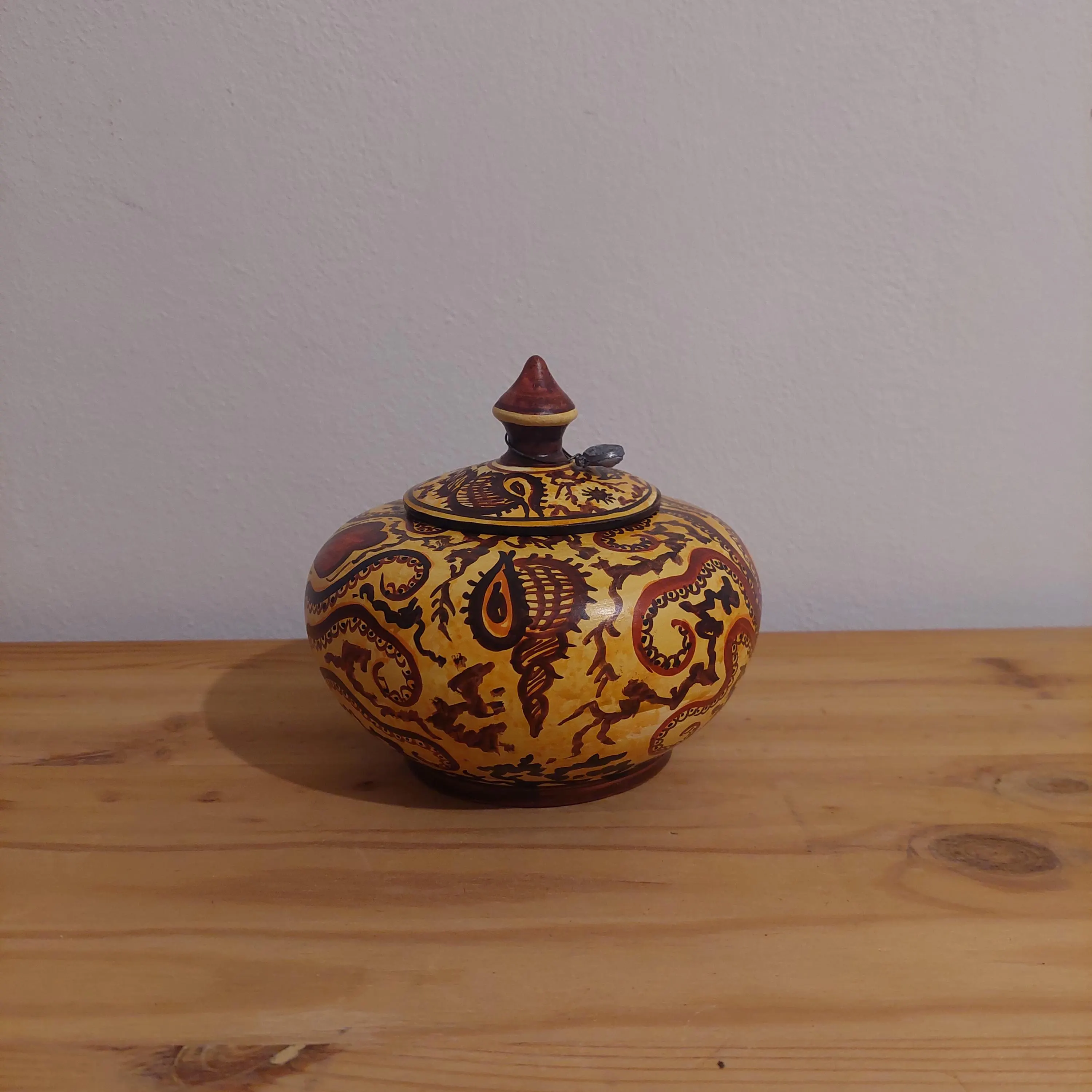Handmade Minoan Octopus Ceramic Pot: Ancient Greek Marine Decor — additional product image 4 from DadArt