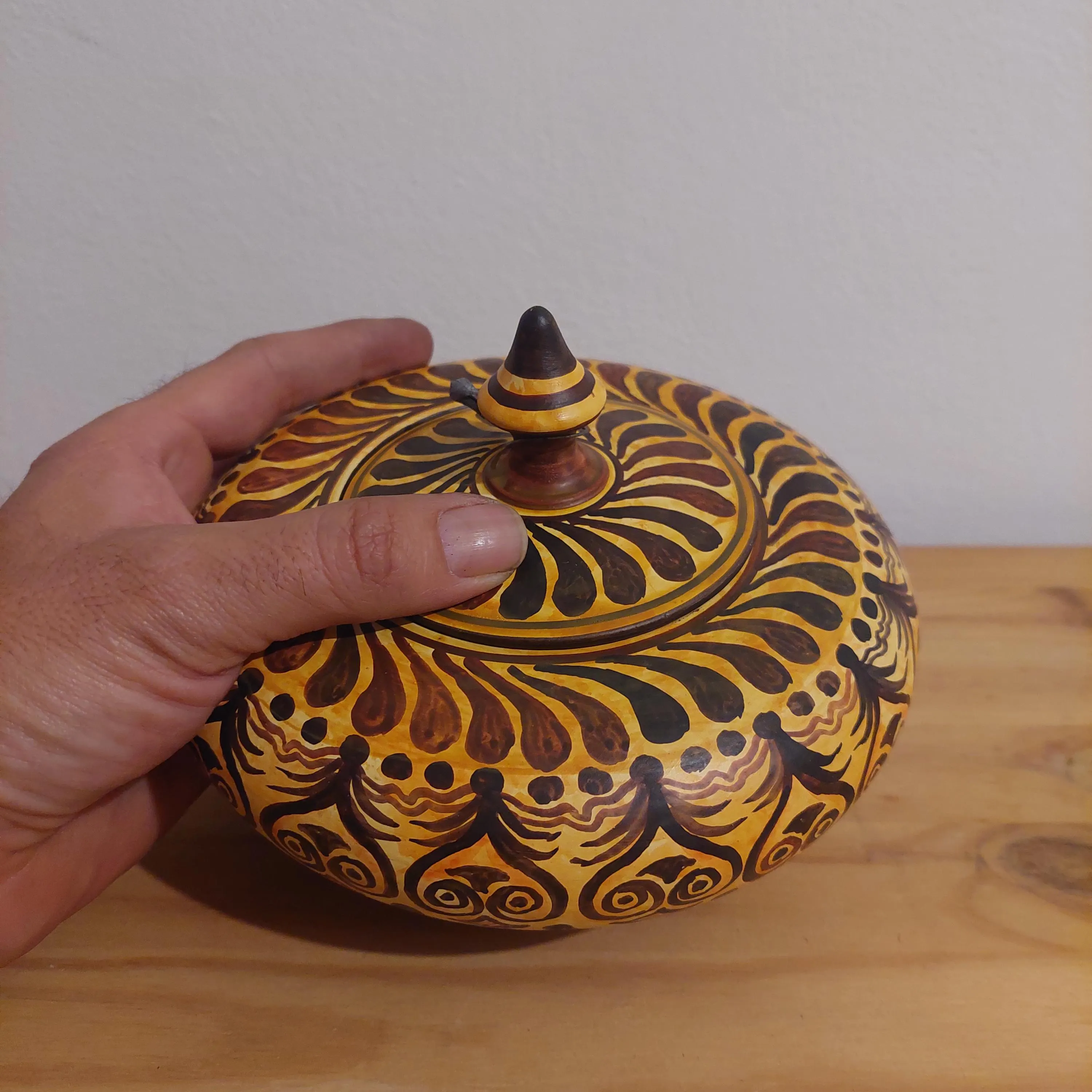 Hand-Painted Greek Ceramic Jewelry Box: Minoan Floral Trinket Jar — additional product image 2 from DadArt