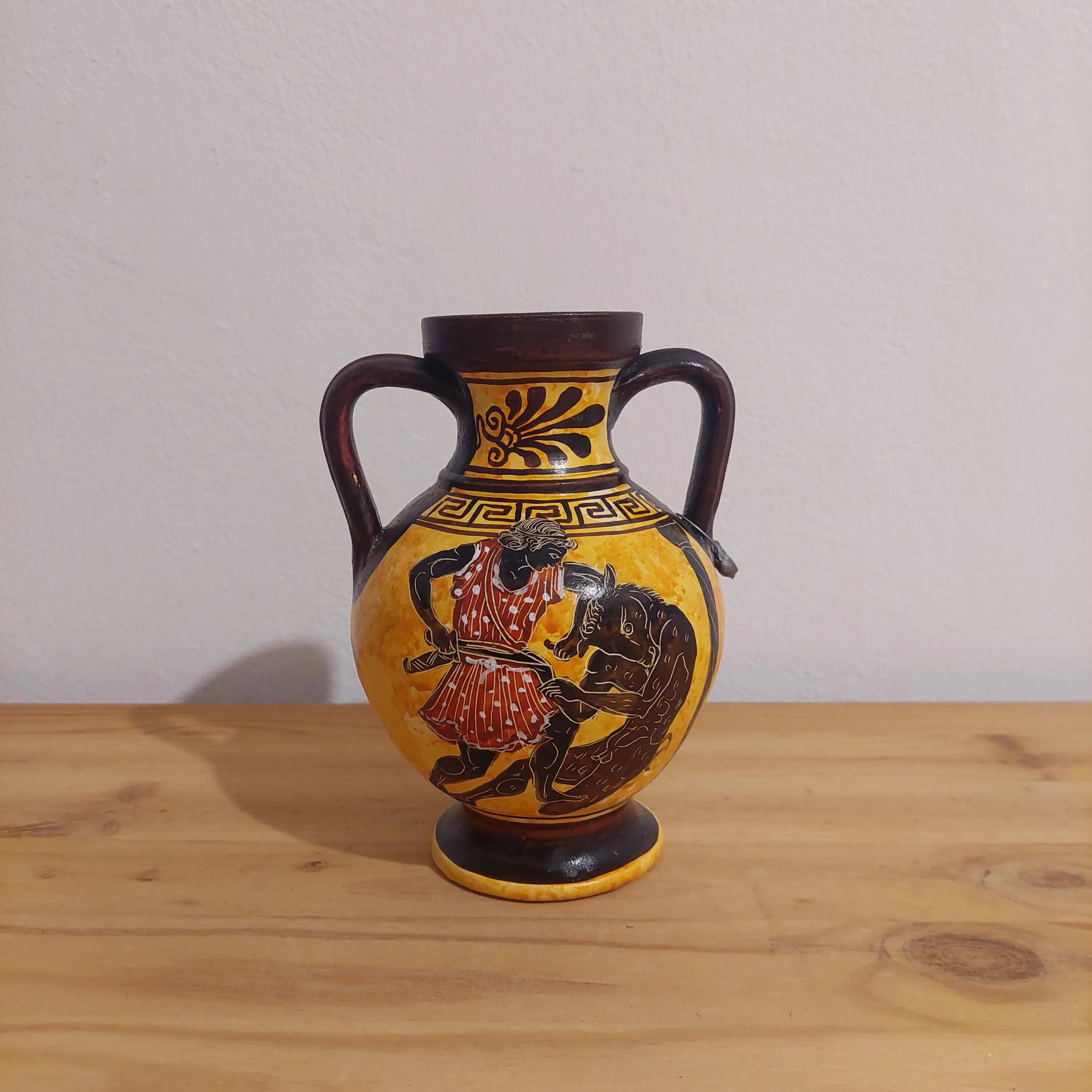 Hand-Painted Theseus and Minotaur Ceramic Amphora: Greek Myth Art — additional product image 2 from DadArt