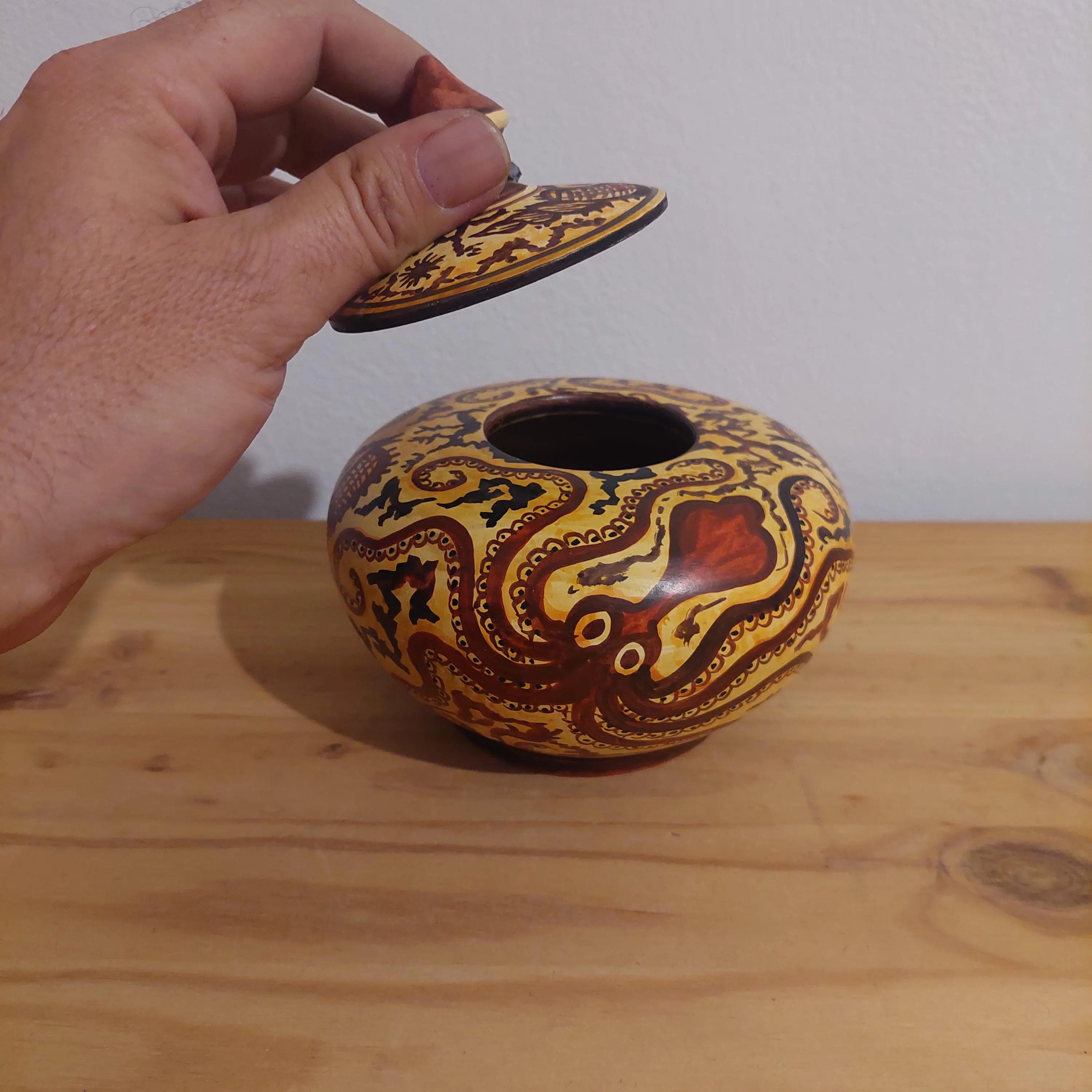 Handmade Minoan Octopus Ceramic Pot: Ancient Greek Marine Decor — additional product image 2 from DadArt
