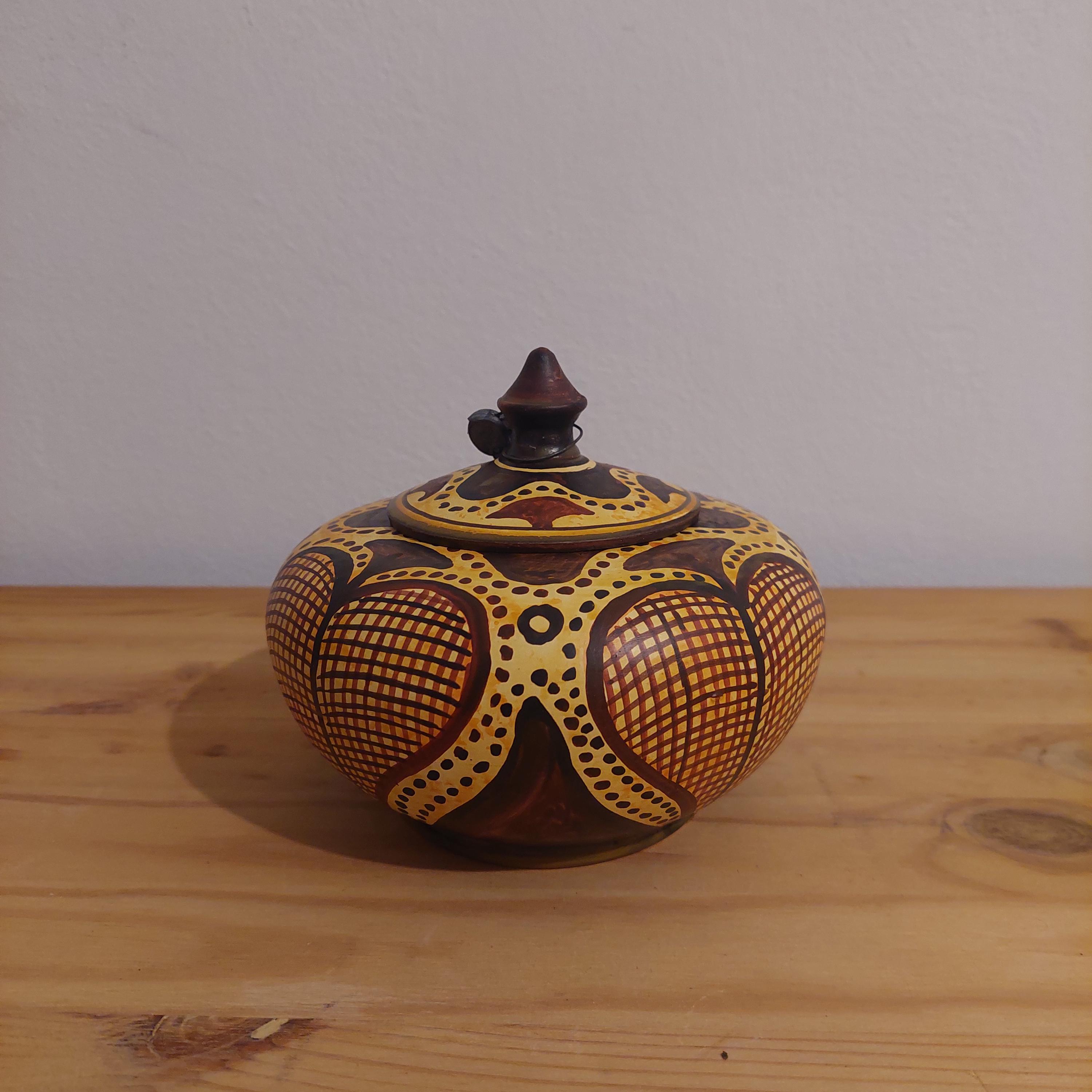 Handmade Minoan Ceramic Pot: Mediterranean Coastal Decor — additional product image 3 from DadArt