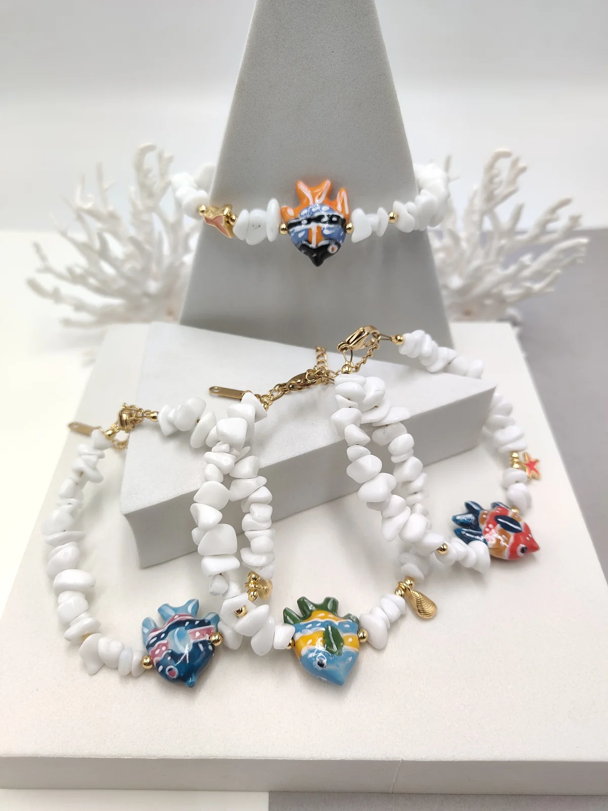 Bracelet with Glass Beads and Porcelain Fish by Magis Handmade Jewels – view 2