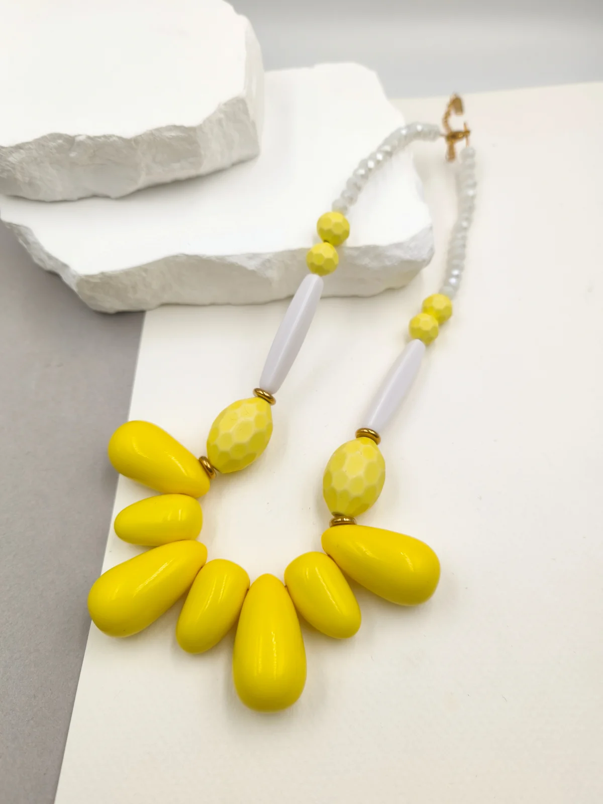Necklace with Crystals and Acrylic Beads by Magis Handmade Jewels – view 2