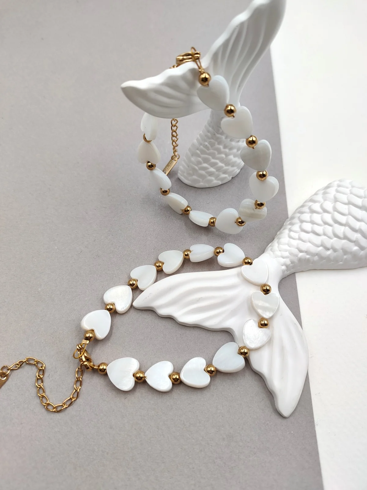 Stainless Steel Bracelet with Mother-of-Pearl Hearts by Magis Handmade Jewels – view 3