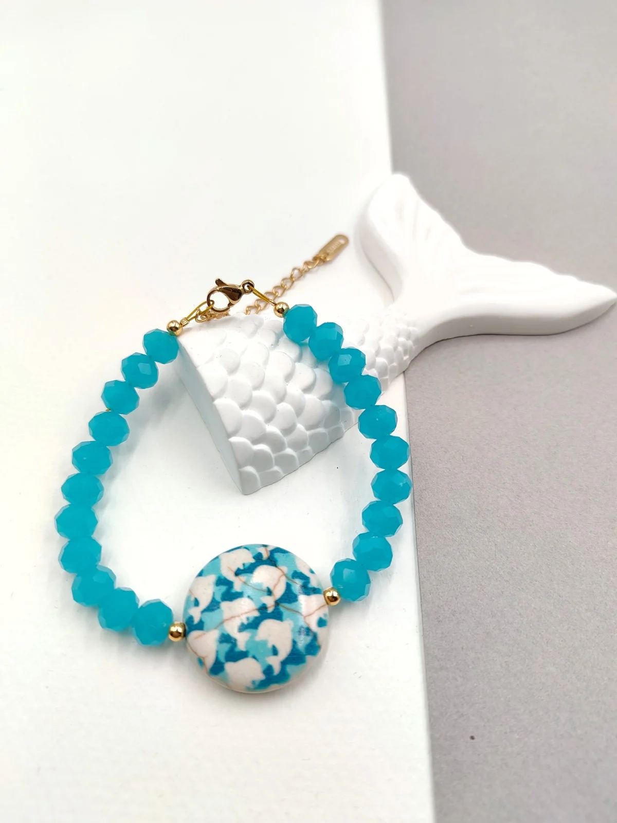 Bracelet with Crystals and Howlite Bead by Magis Handmade Jewels – view 3