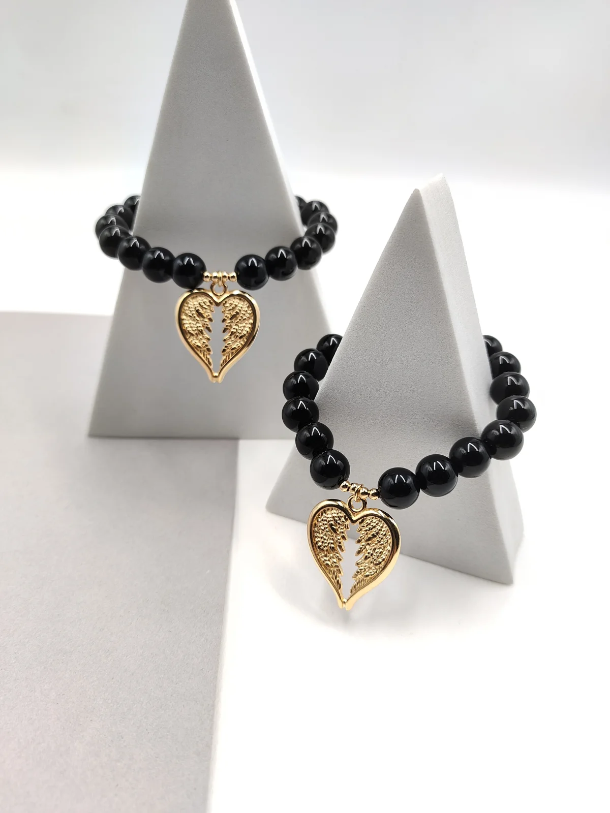 Bracelet with Glass Beads and Gold-Plated Motif by Magis Handmade Jewels – view 2