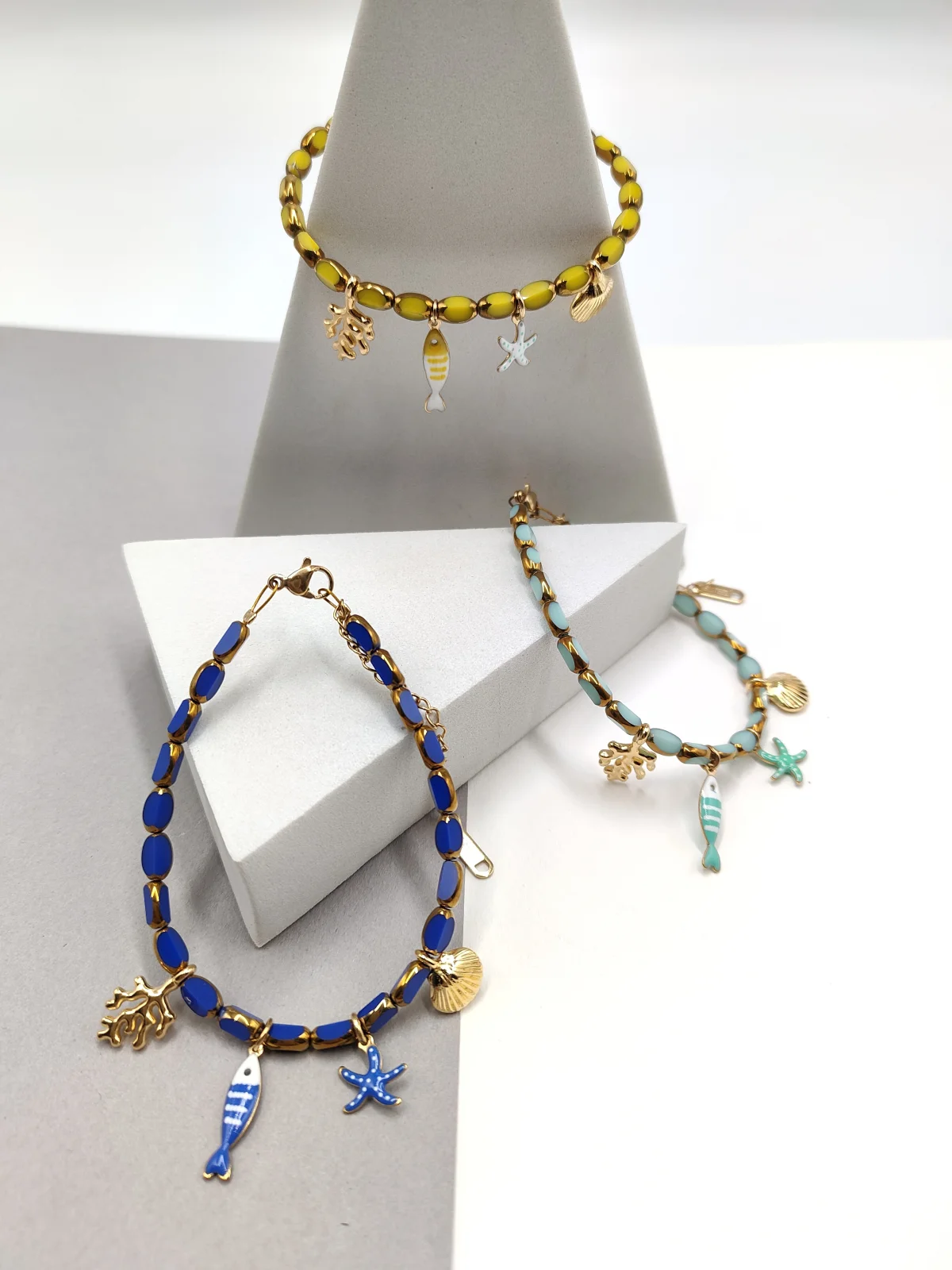 Bracelet with Glass Beads and Gold-Plated Enamel Details by Magis Handmade Jewels – view 3