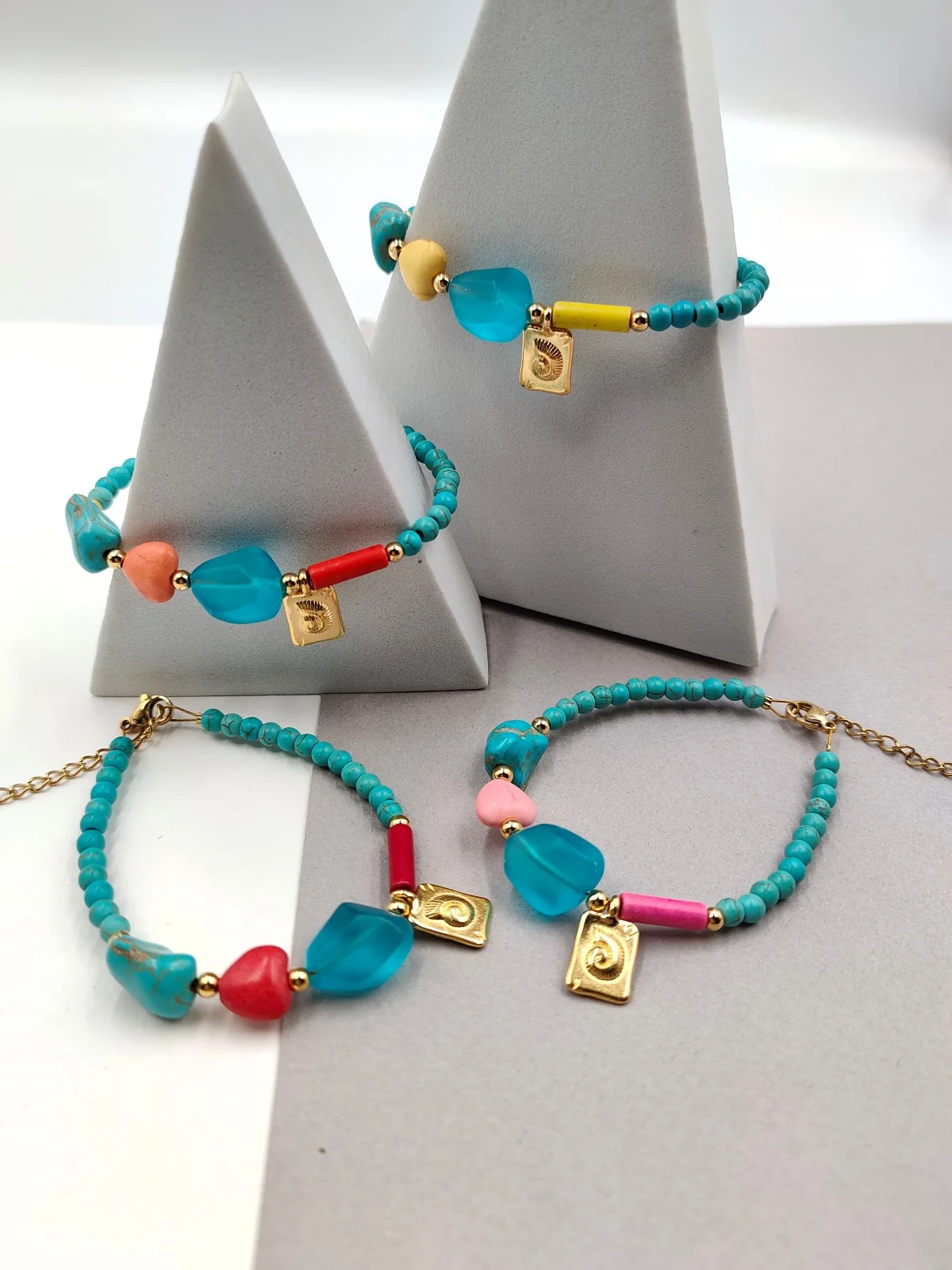 Bracelet with Howlite and Glass Bead #751892