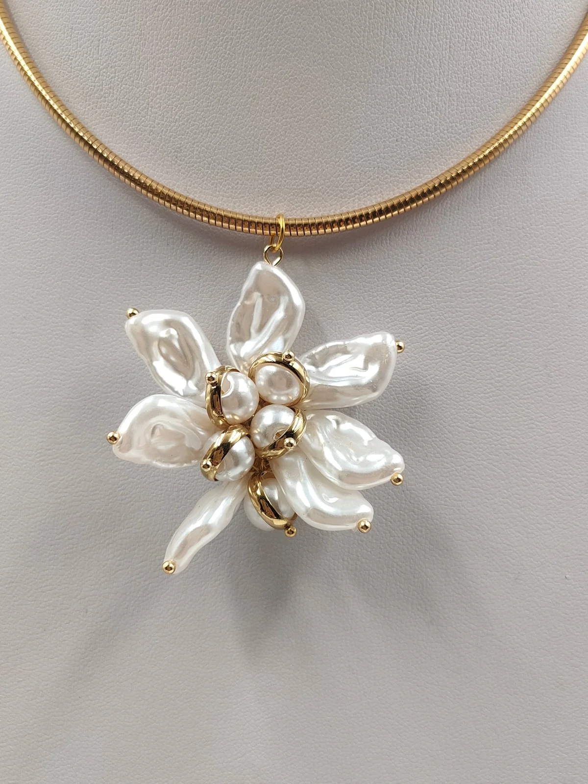 Stainless Steel Necklace with Acrylic Pearl Flower by Magis Handmade Jewels – view 3