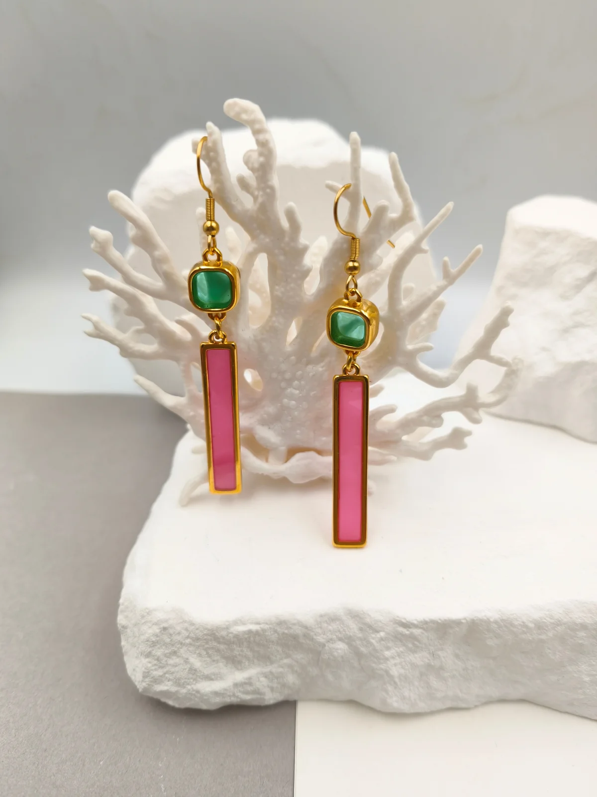 Gold-Plated Earrings with Stained Glass by Magis Handmade Jewels – view 2